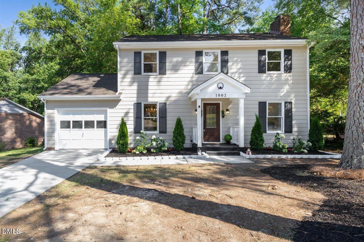 1002 Apache Lane