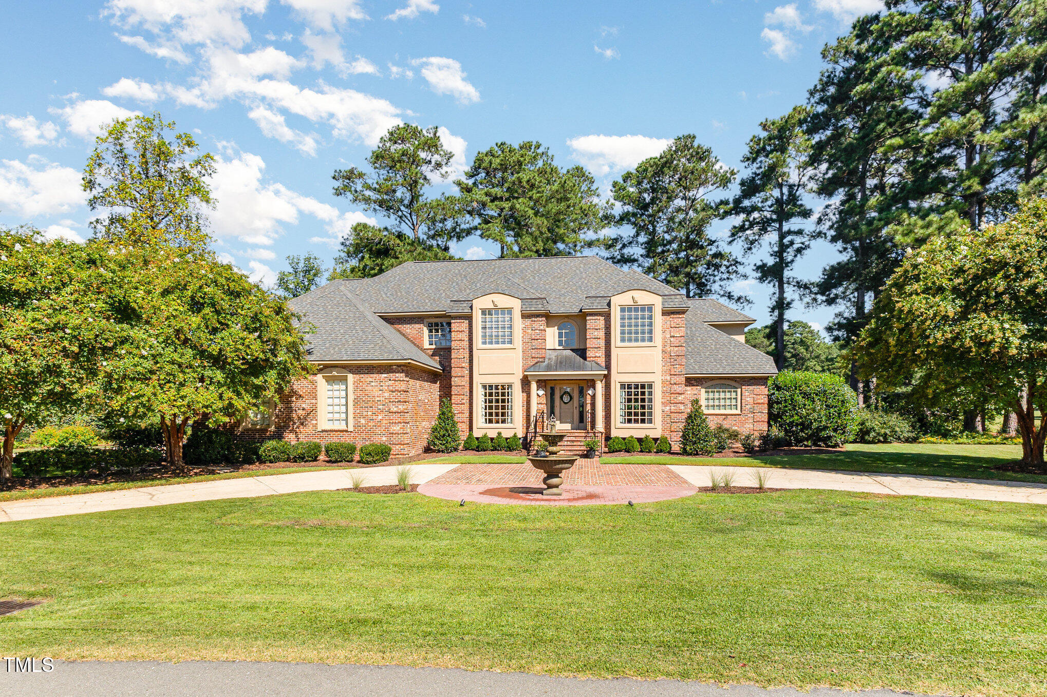 1160 Country Club Road