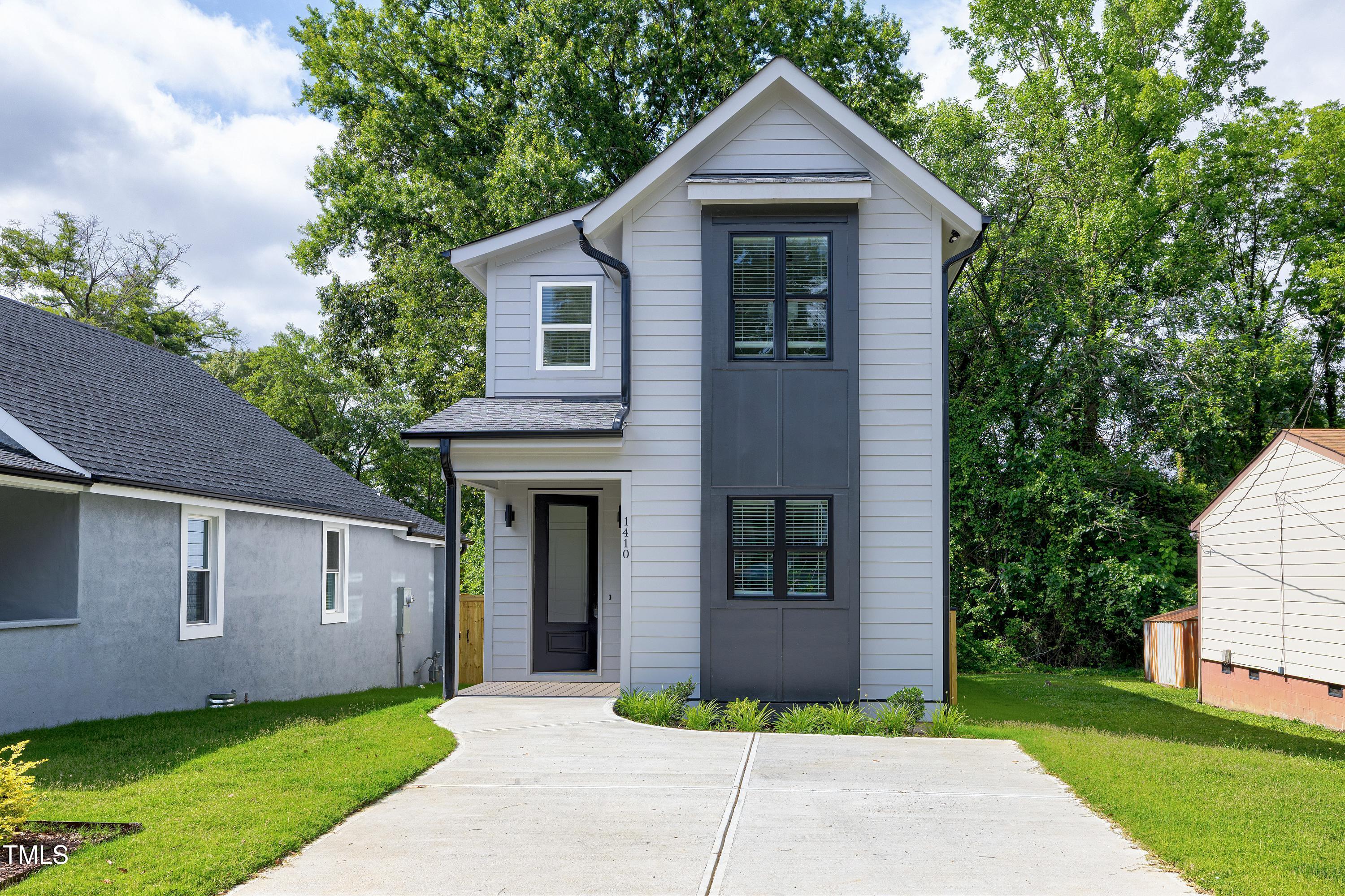 1410 Joe Louis Avenue