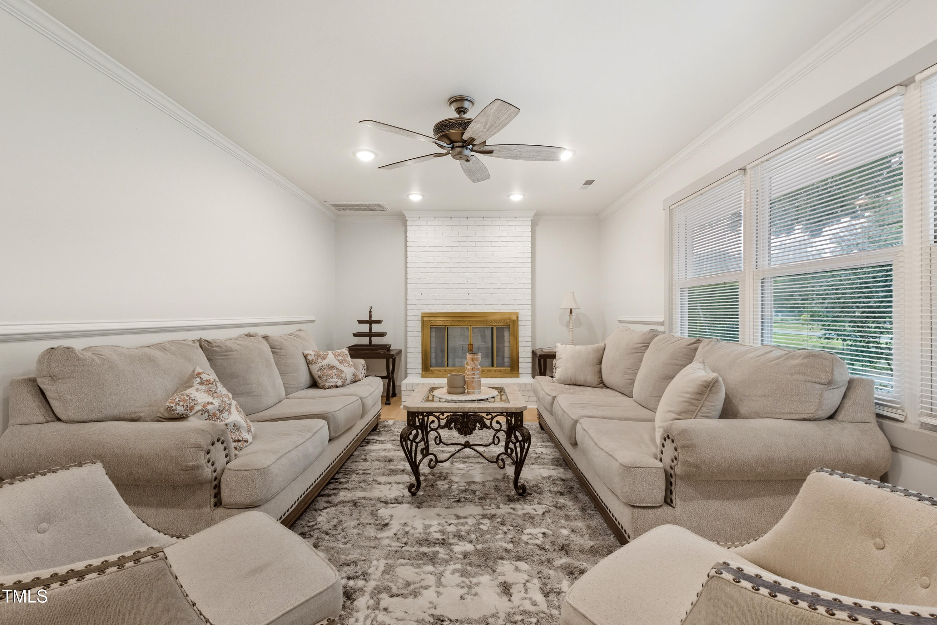 2010 Summerdale Drive