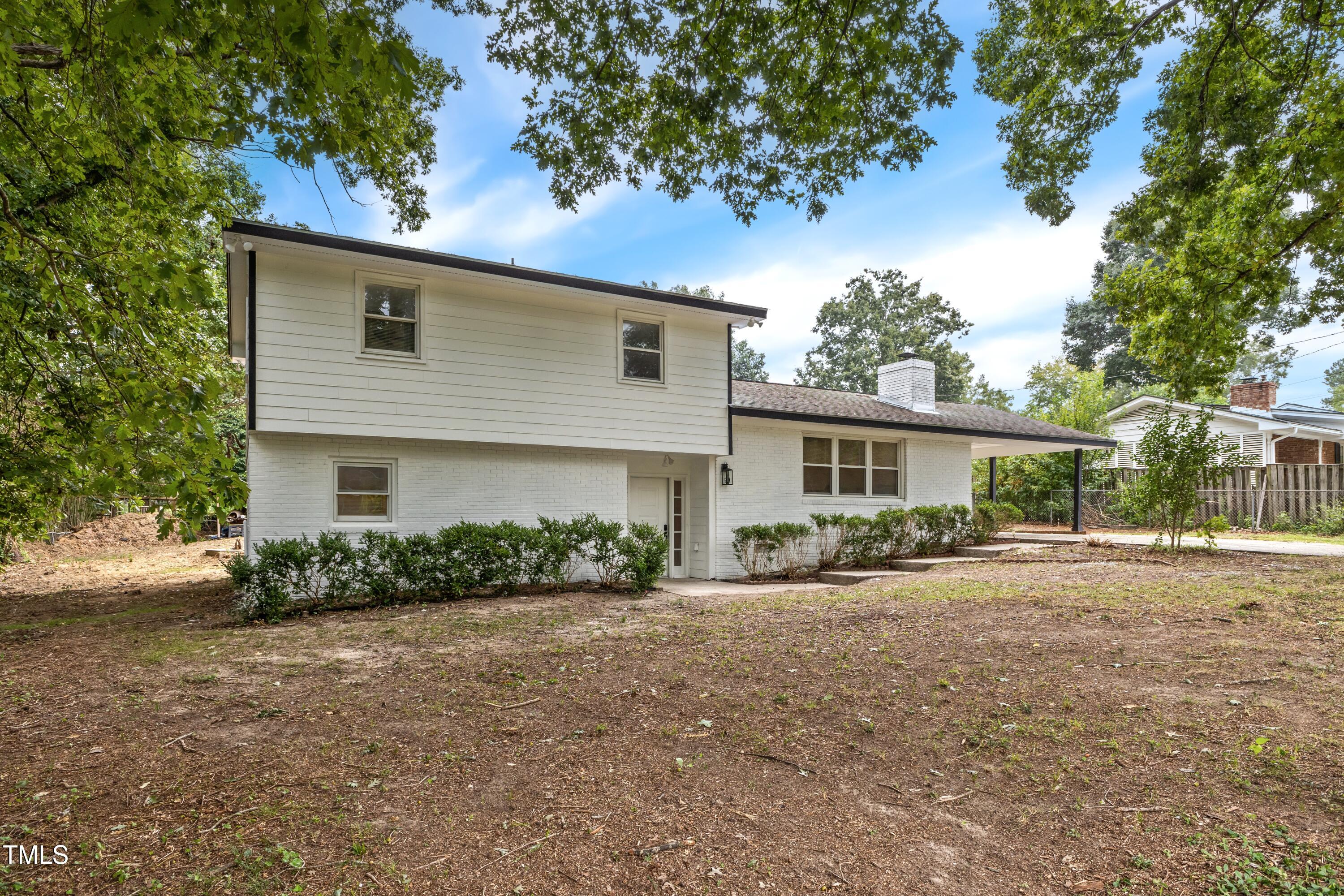 2010 Summerdale Drive