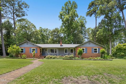 814 S Vermont Street Smithfield NC 27577