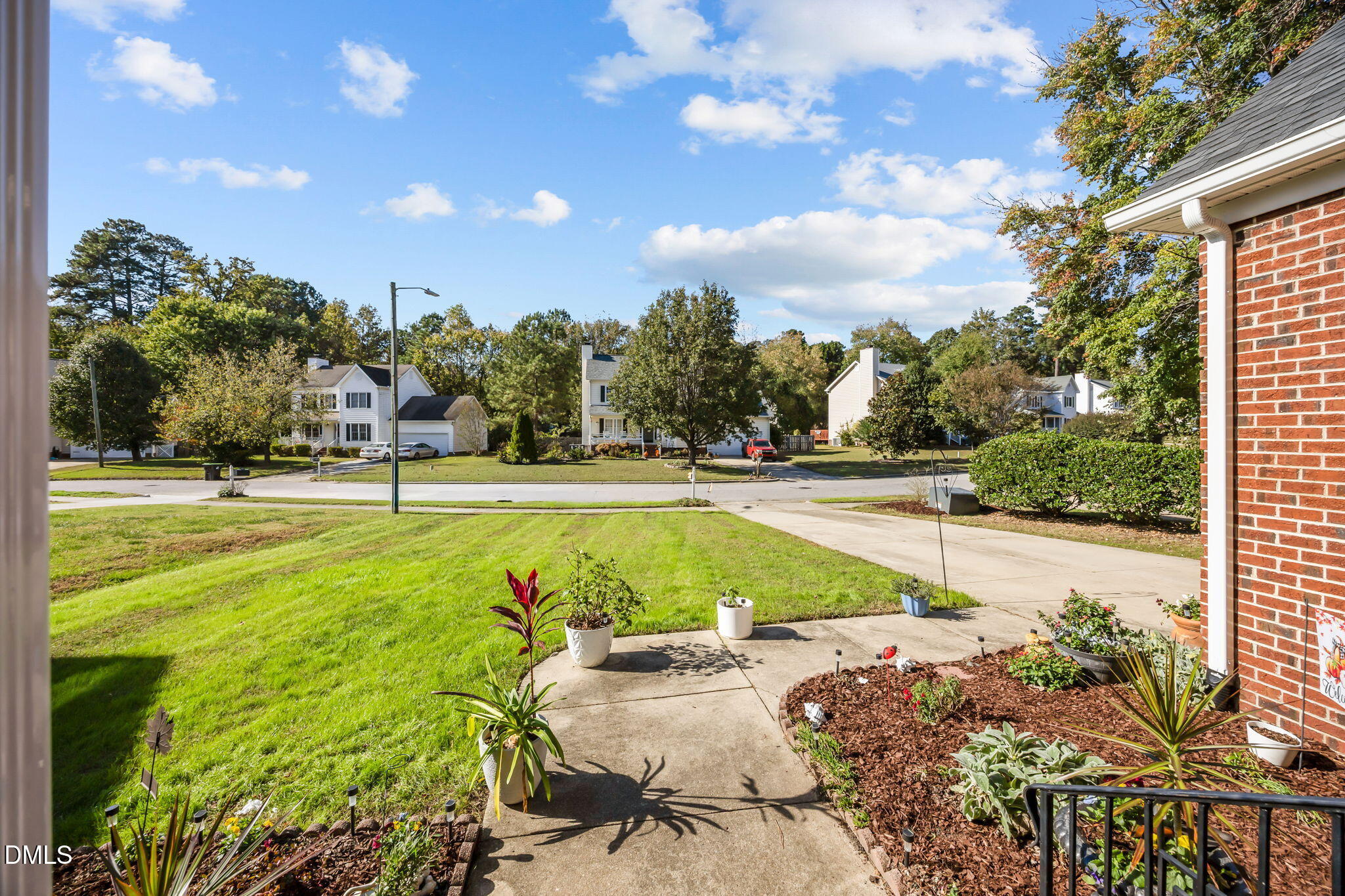 1006 Trail Stream Way