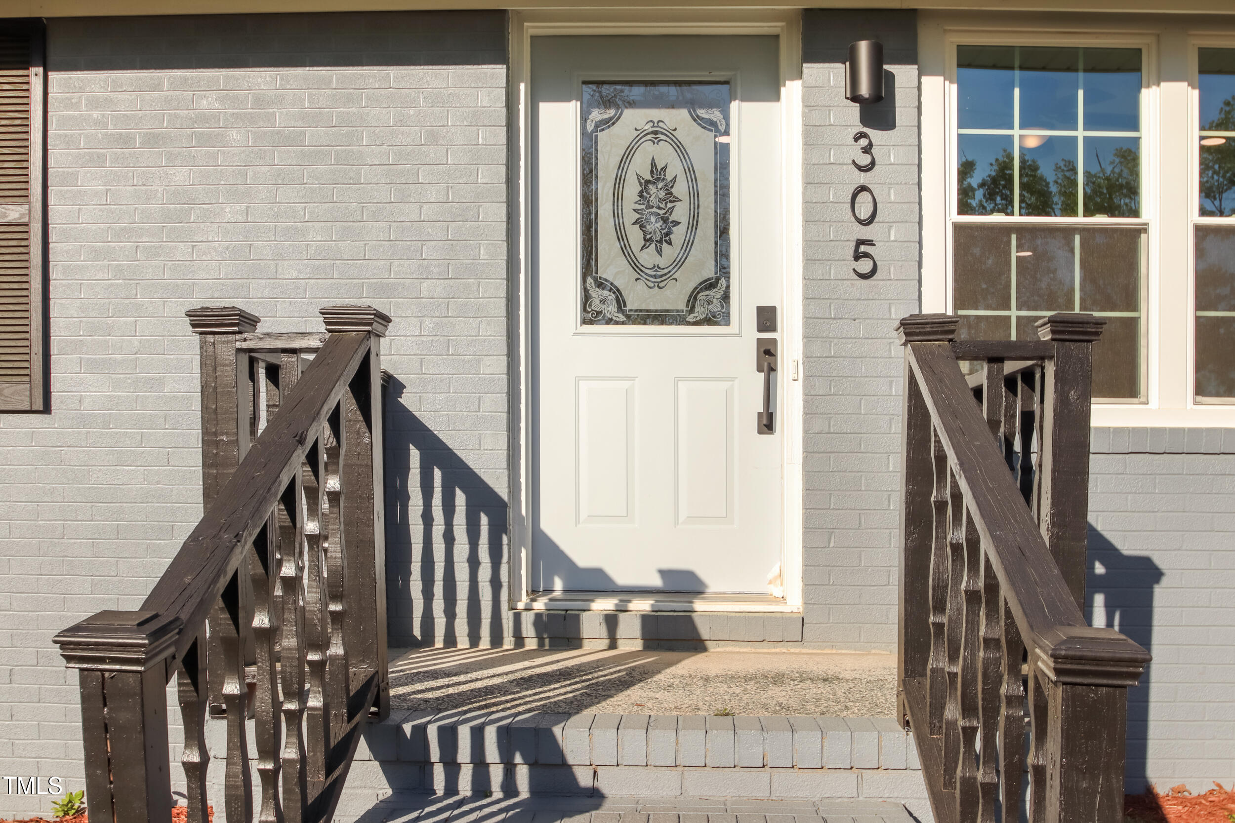 305 Gillis Road