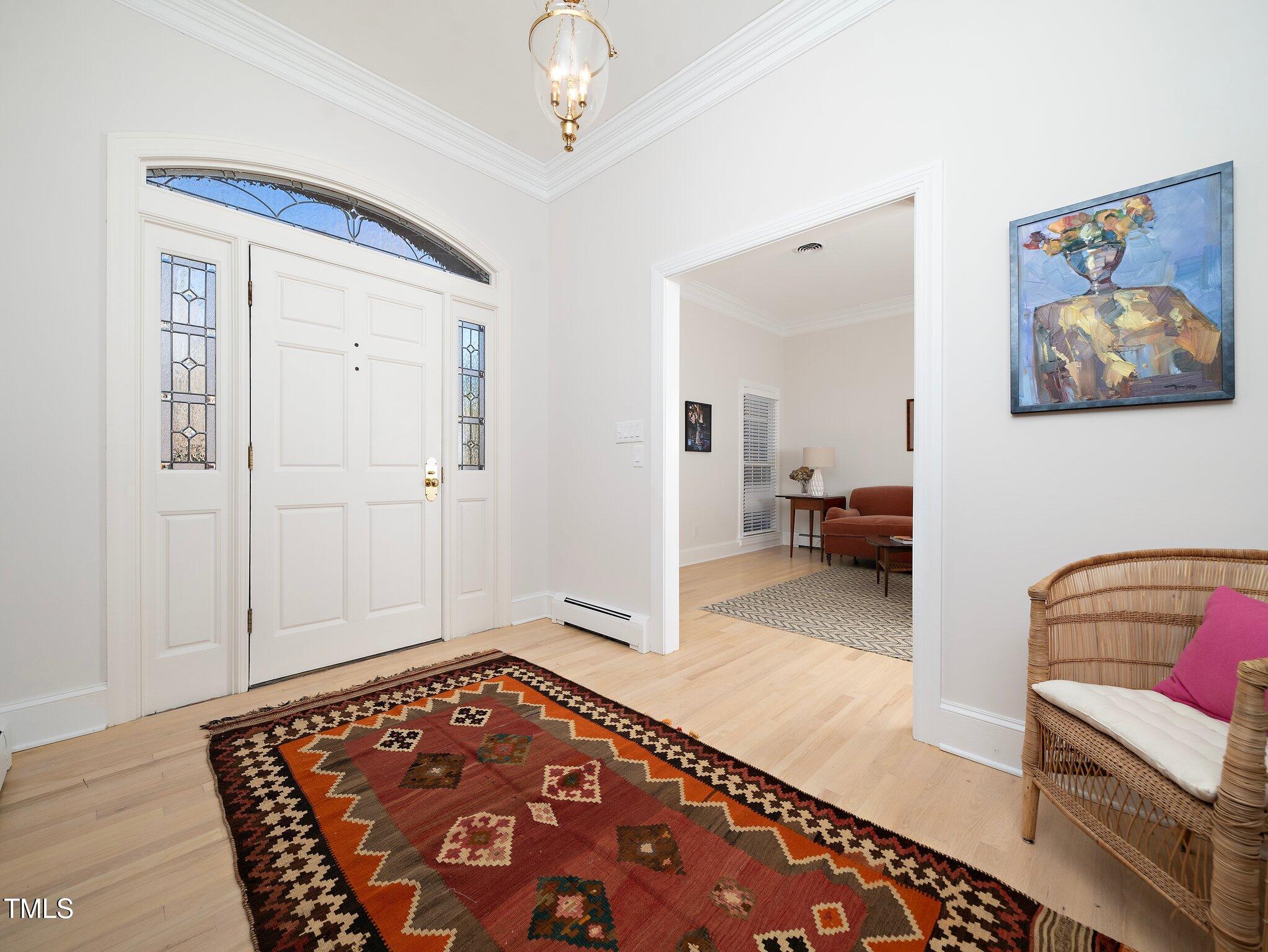 811 Baker Street