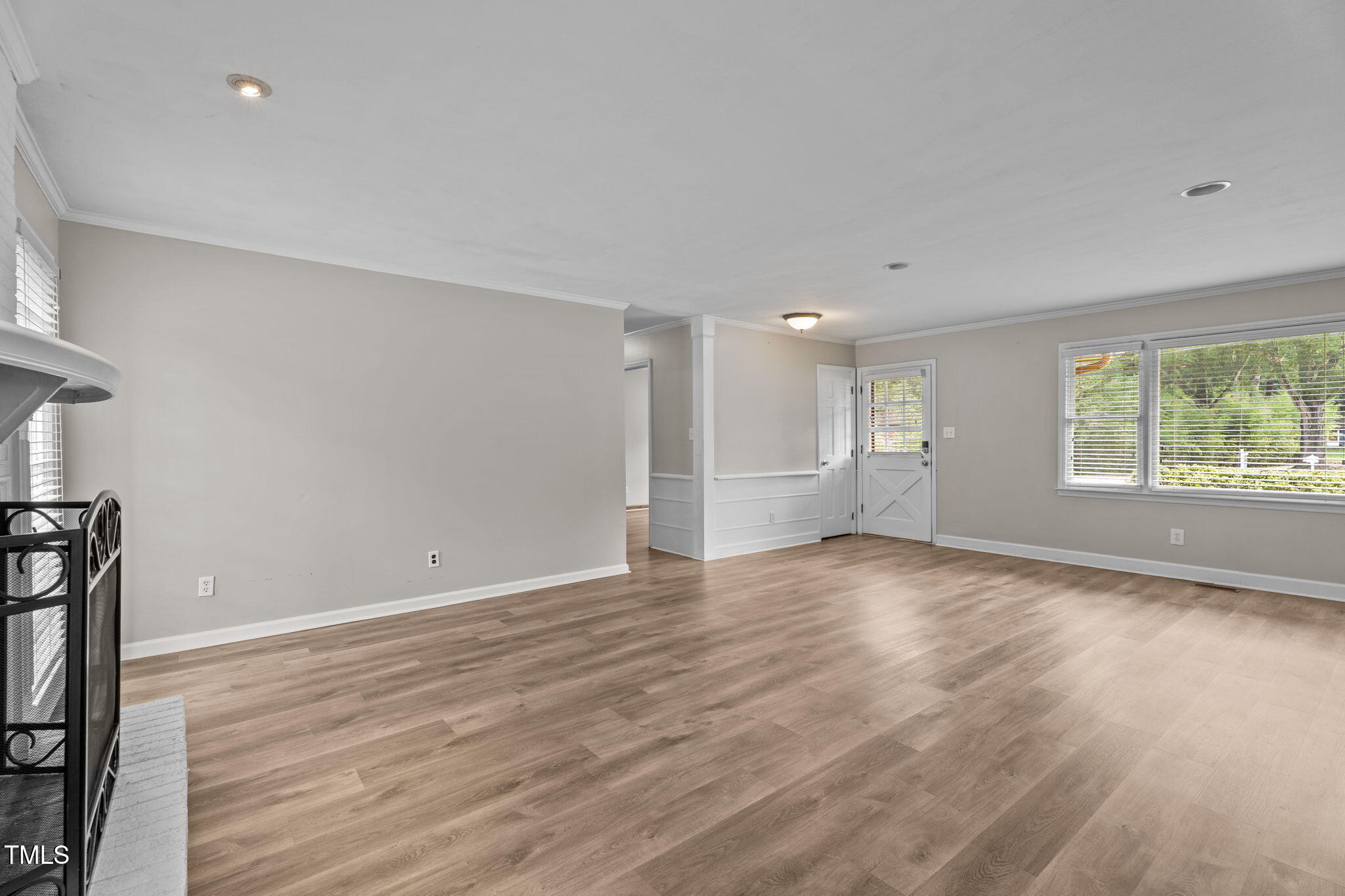 726 Hillandale Lane