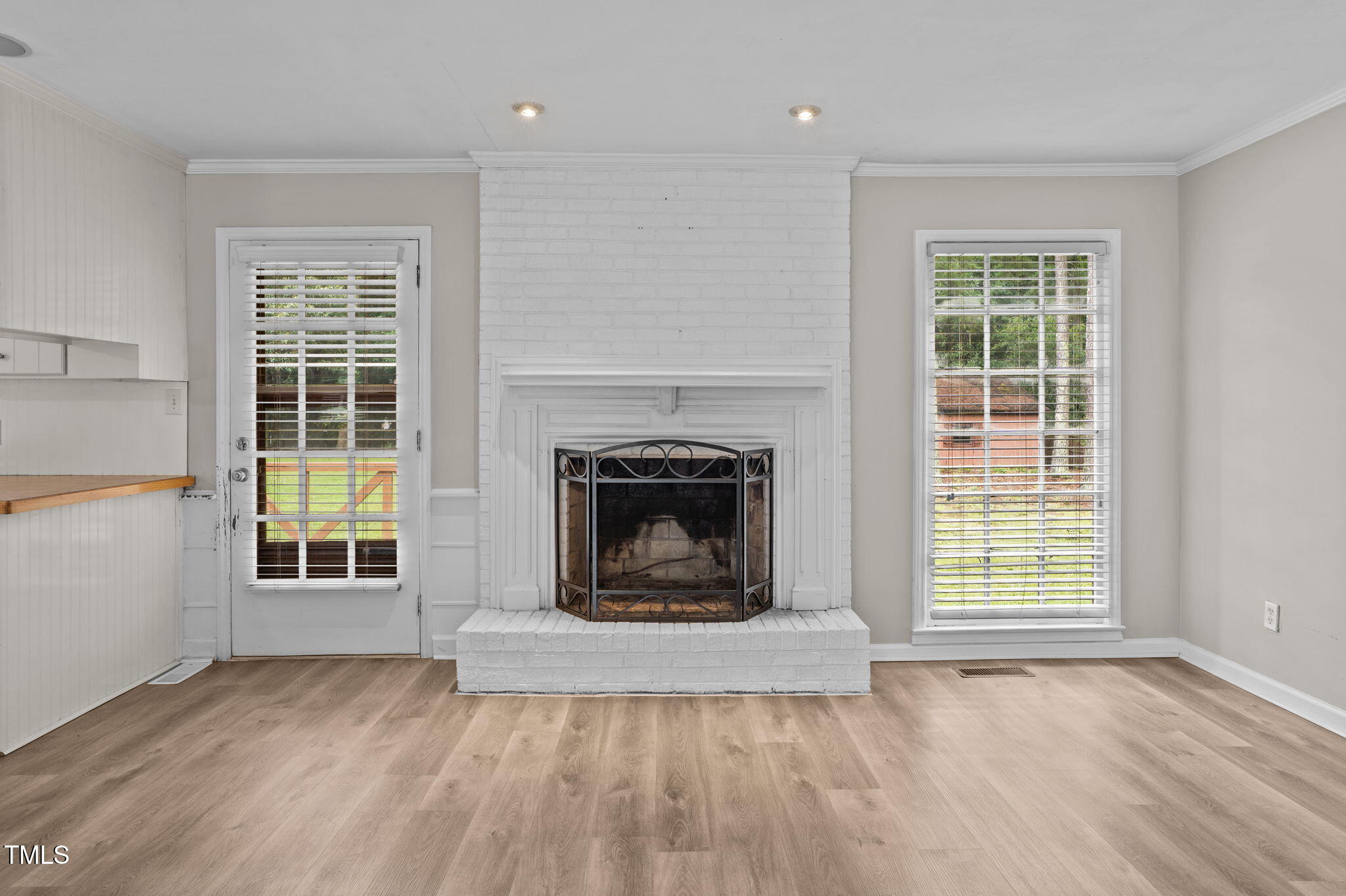 726 Hillandale Lane