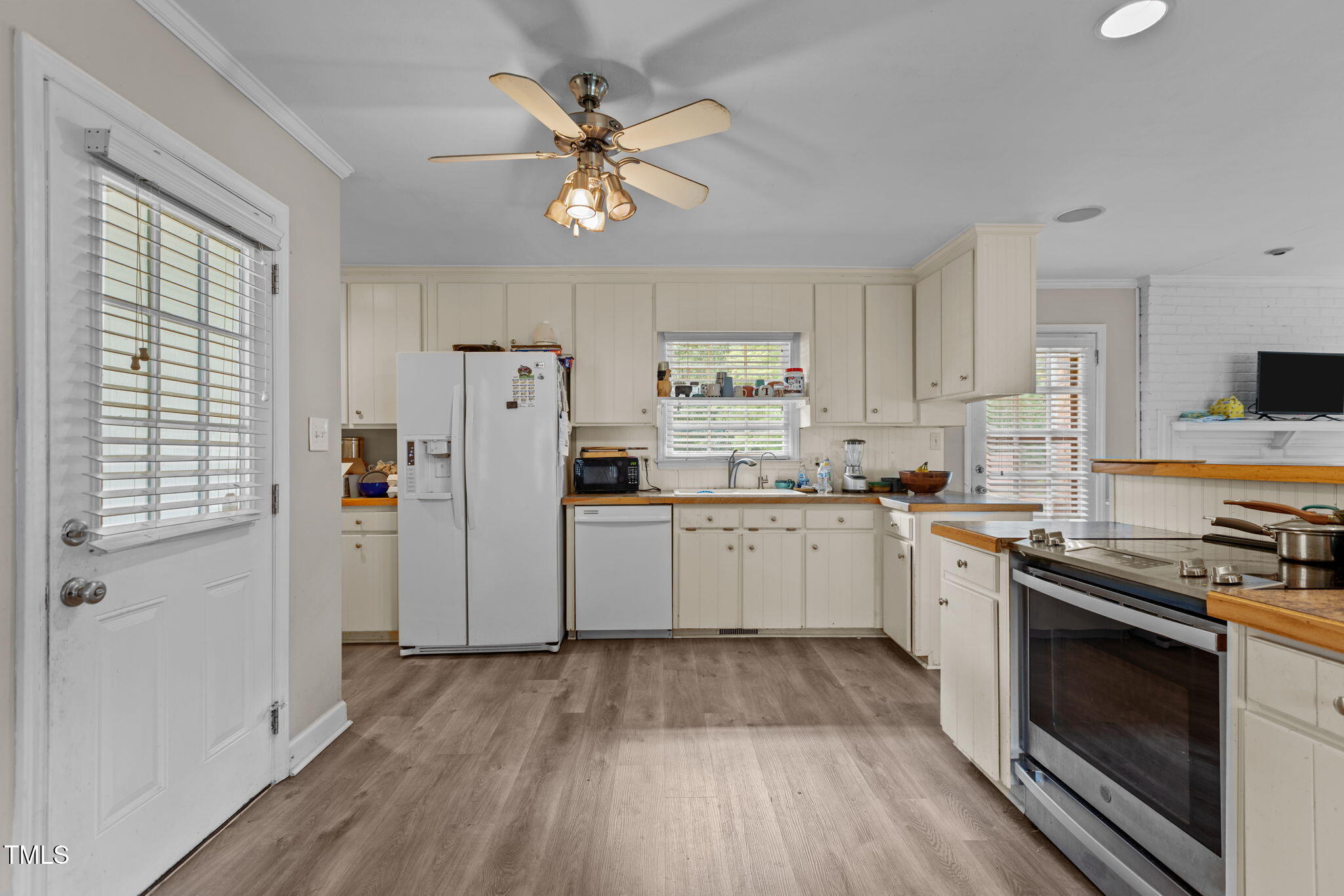 726 Hillandale Lane