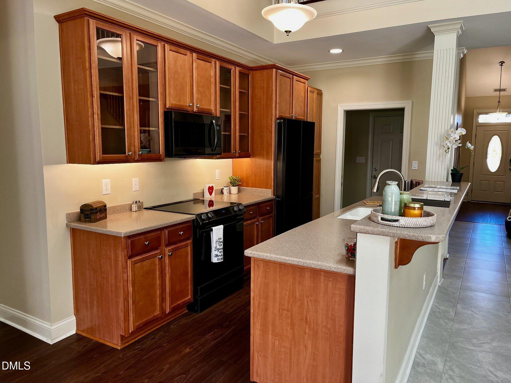 8007 Crookneck Drive