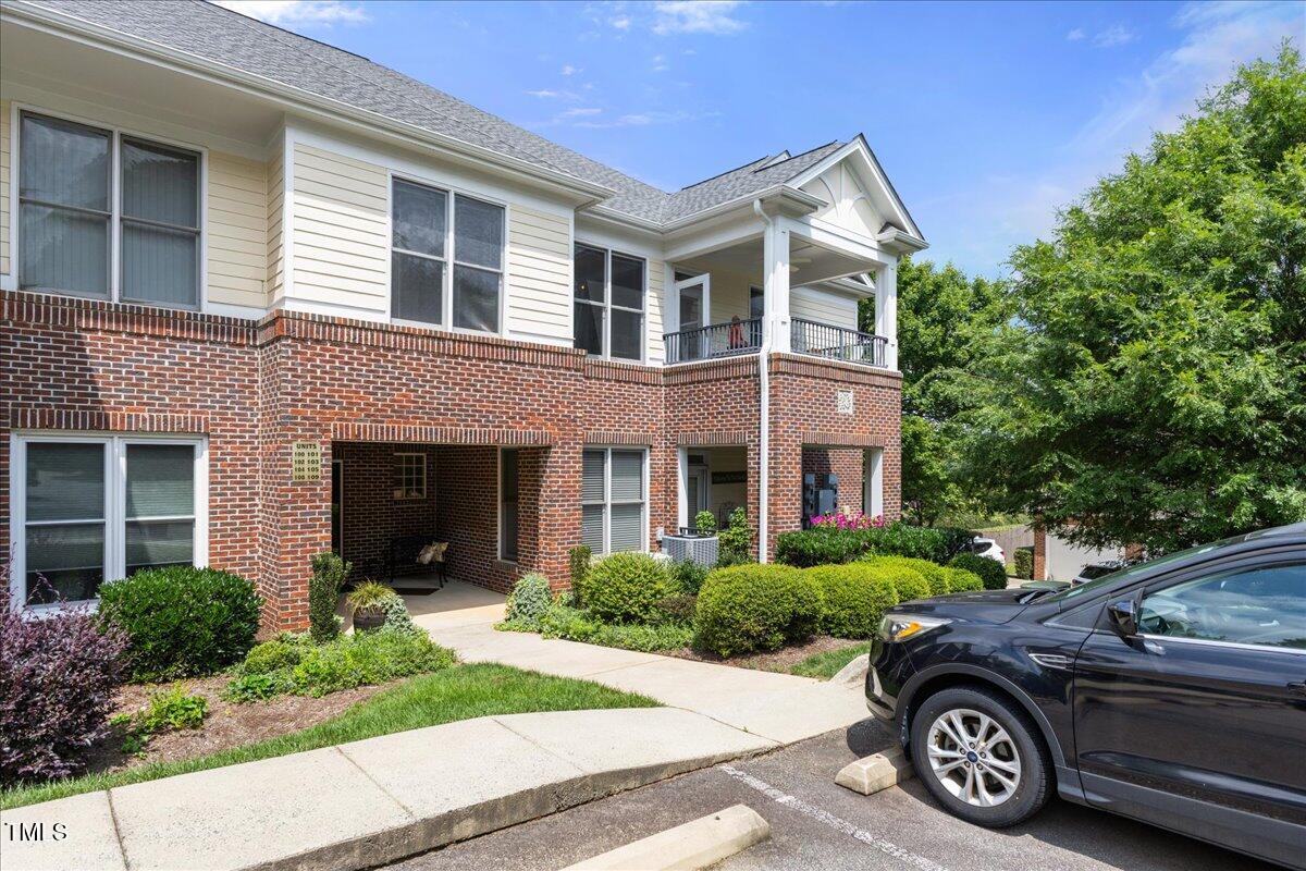 800 Savannah Ridge Road 109