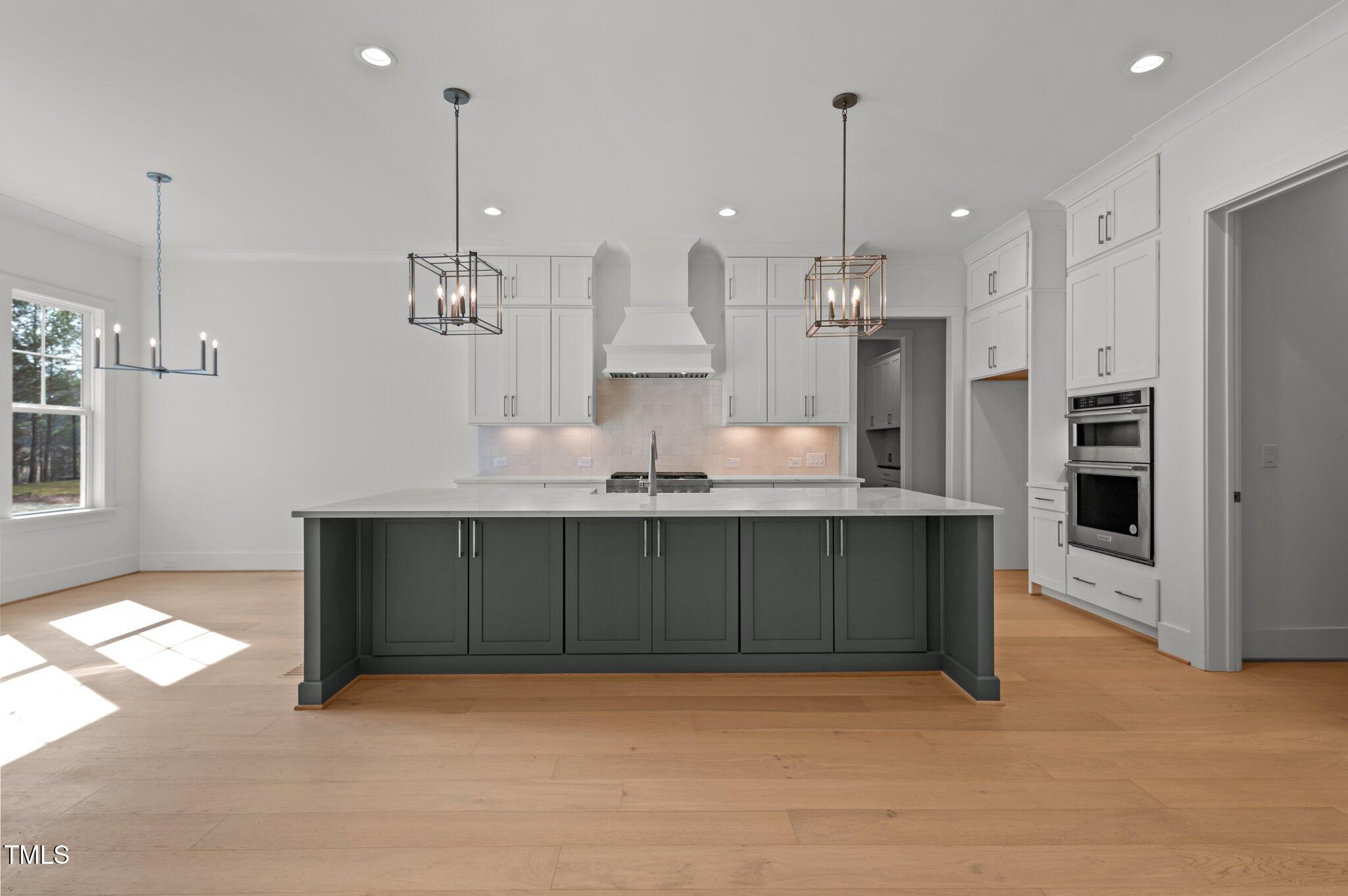 30 Chestnut Oak Drive