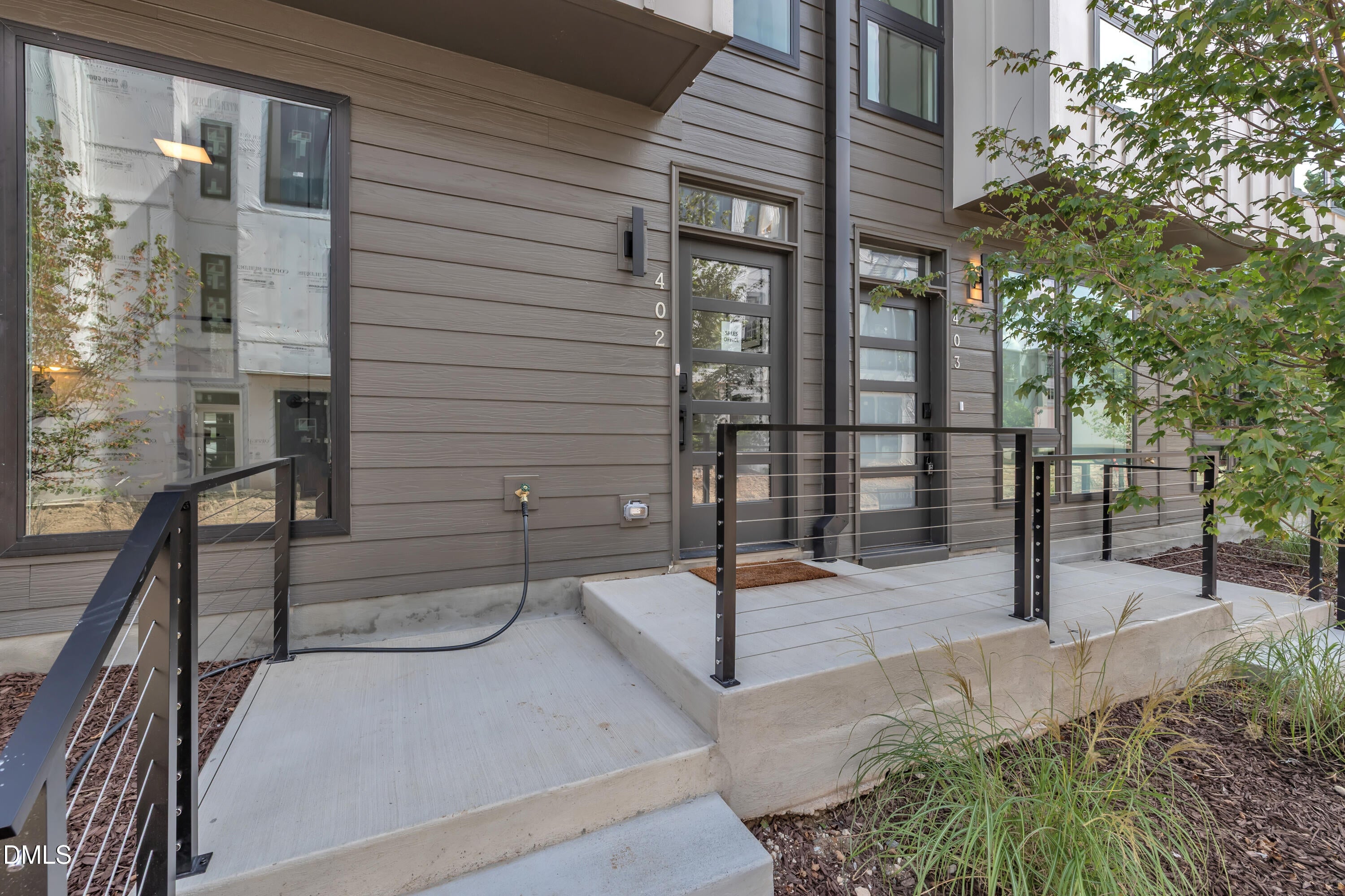 512 Gordon Street 202