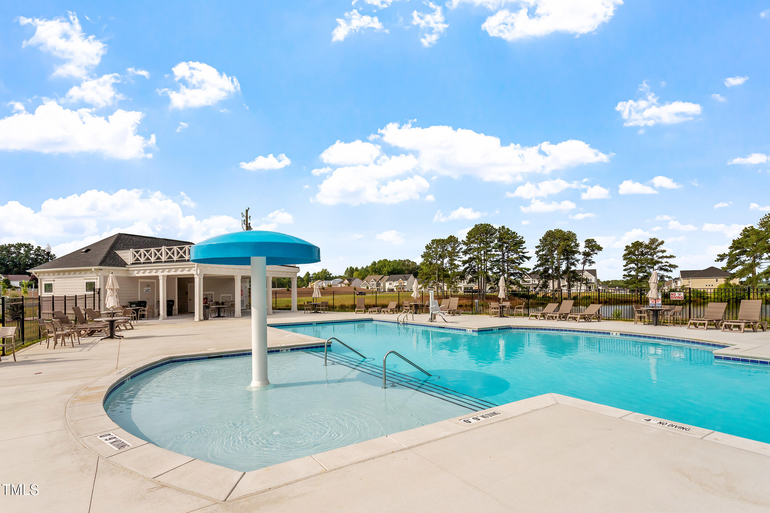186 N Maple Walk Drive 224