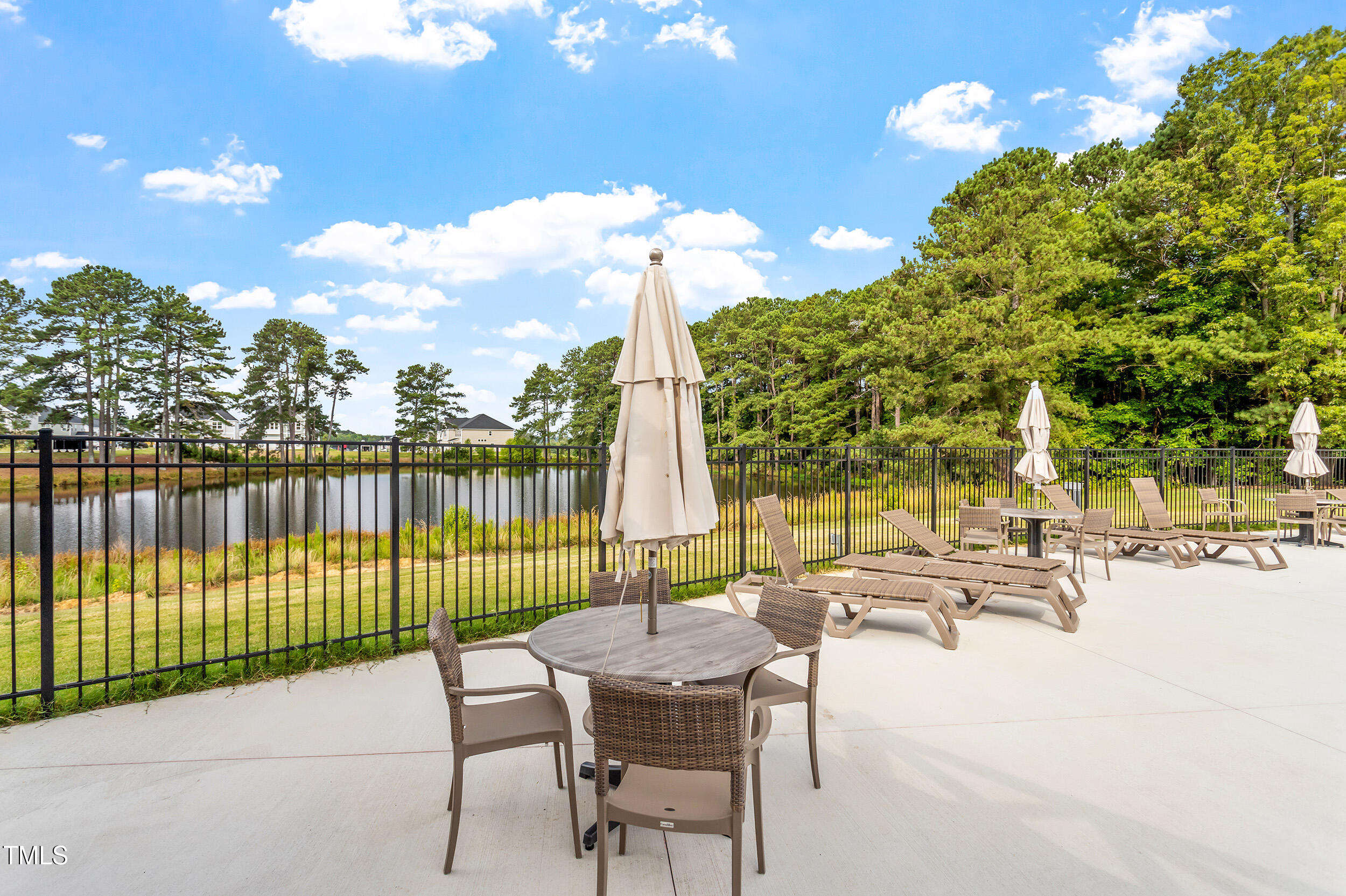186 N Maple Walk Drive 224