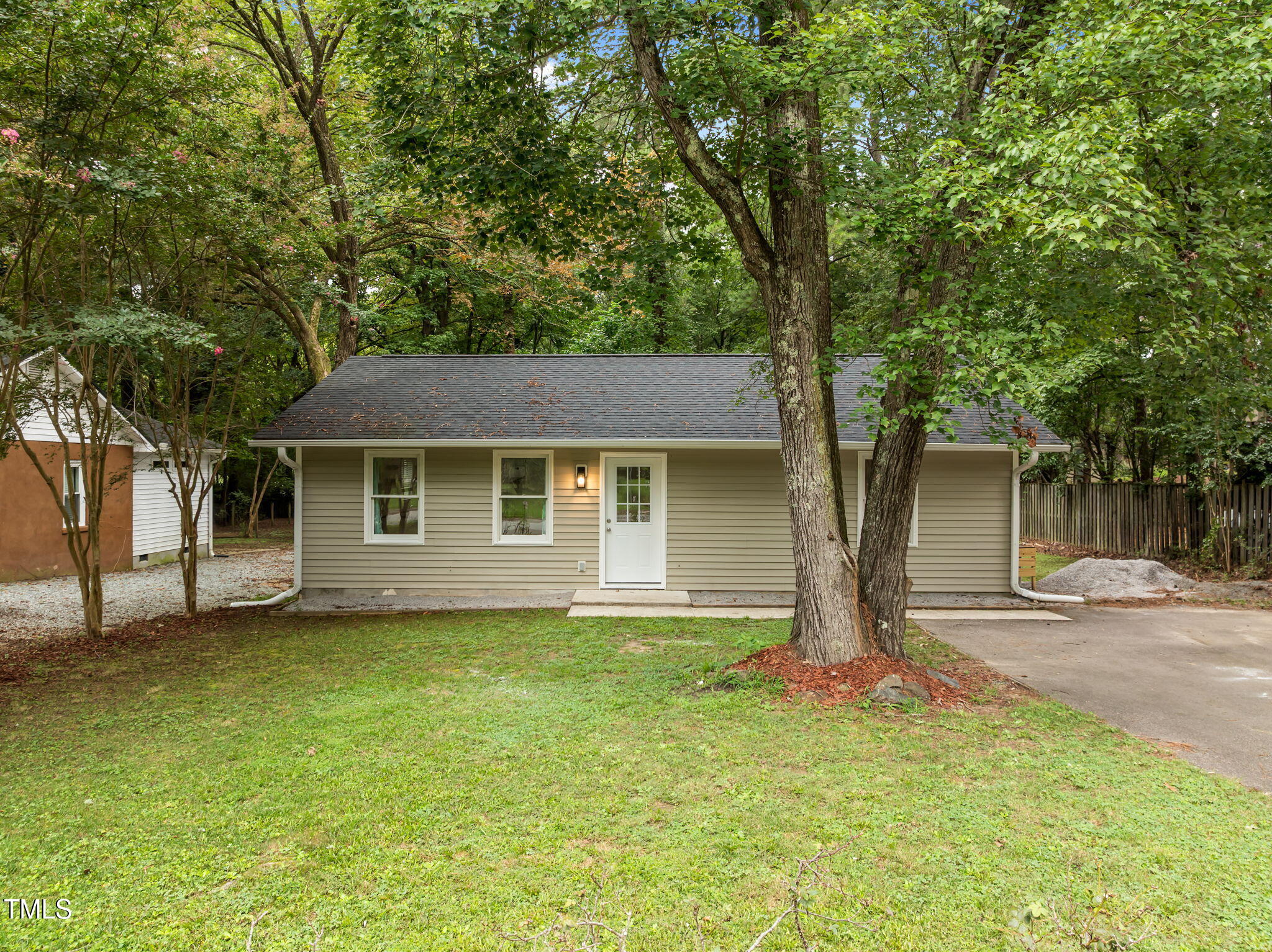 208 Scarlett Drive