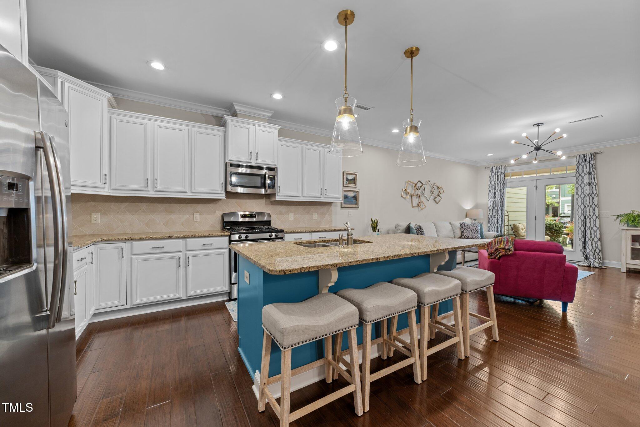 2436 Noble Road