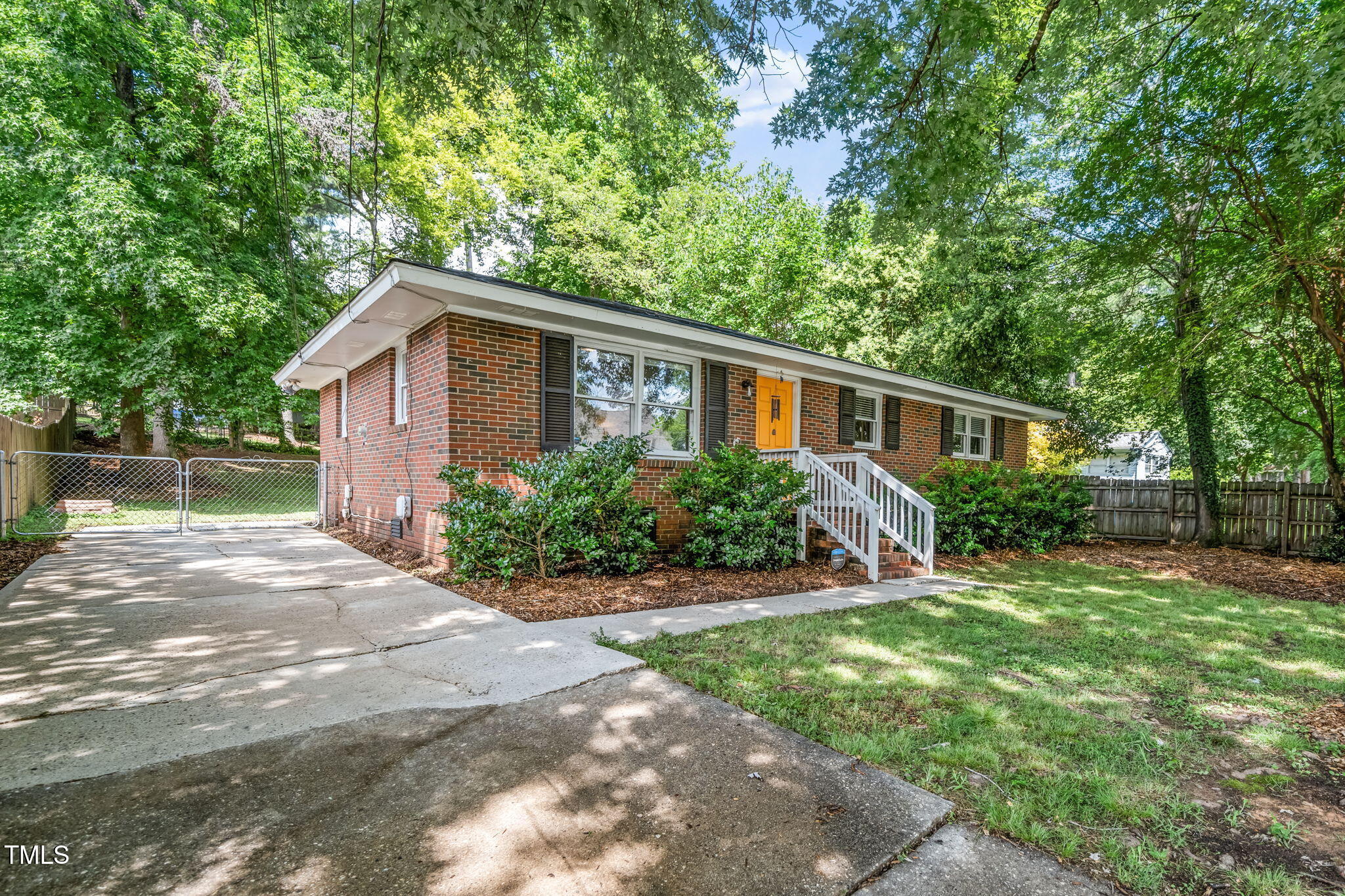 3109 Crandon Lane