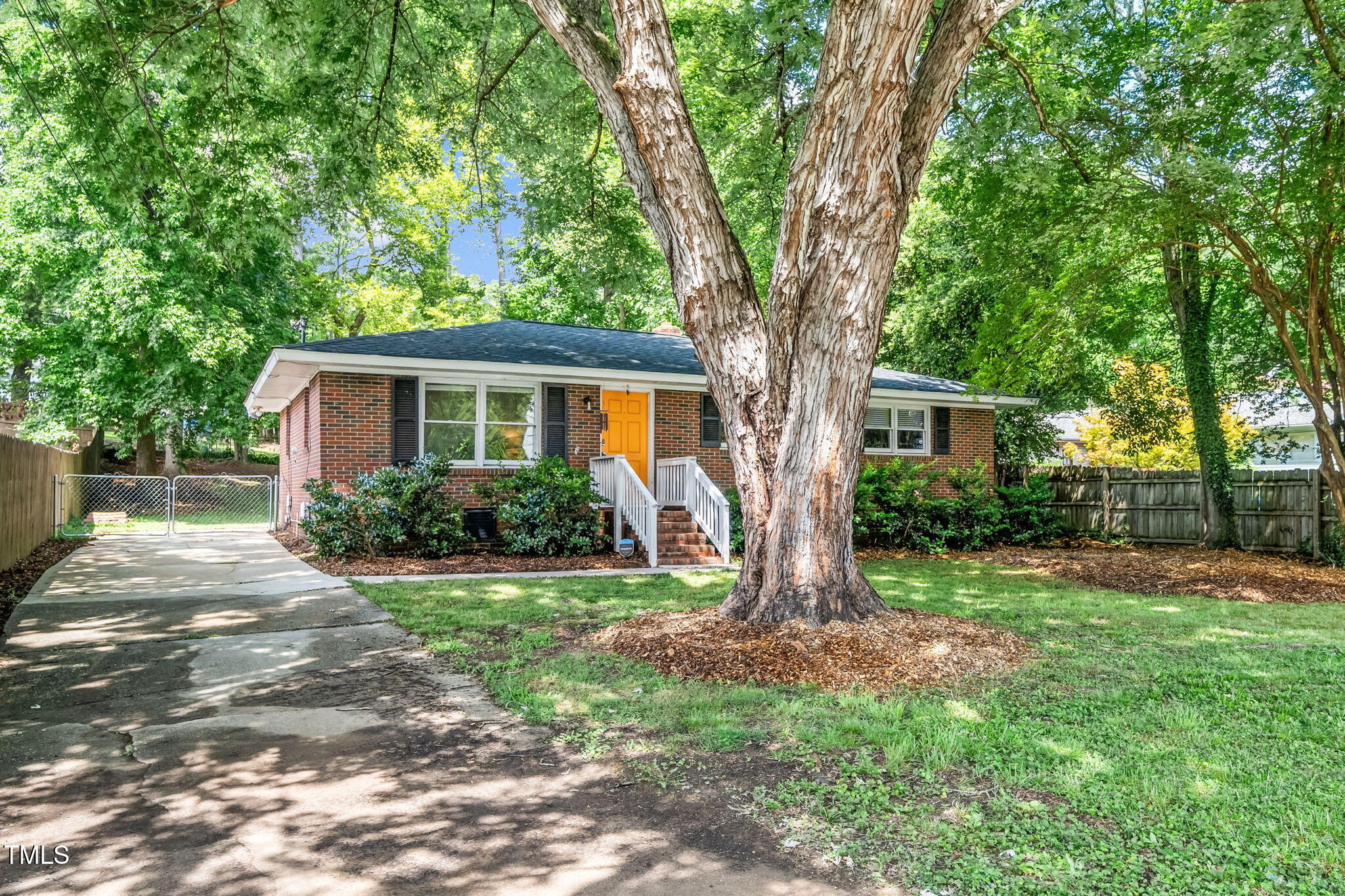 3109 Crandon Lane