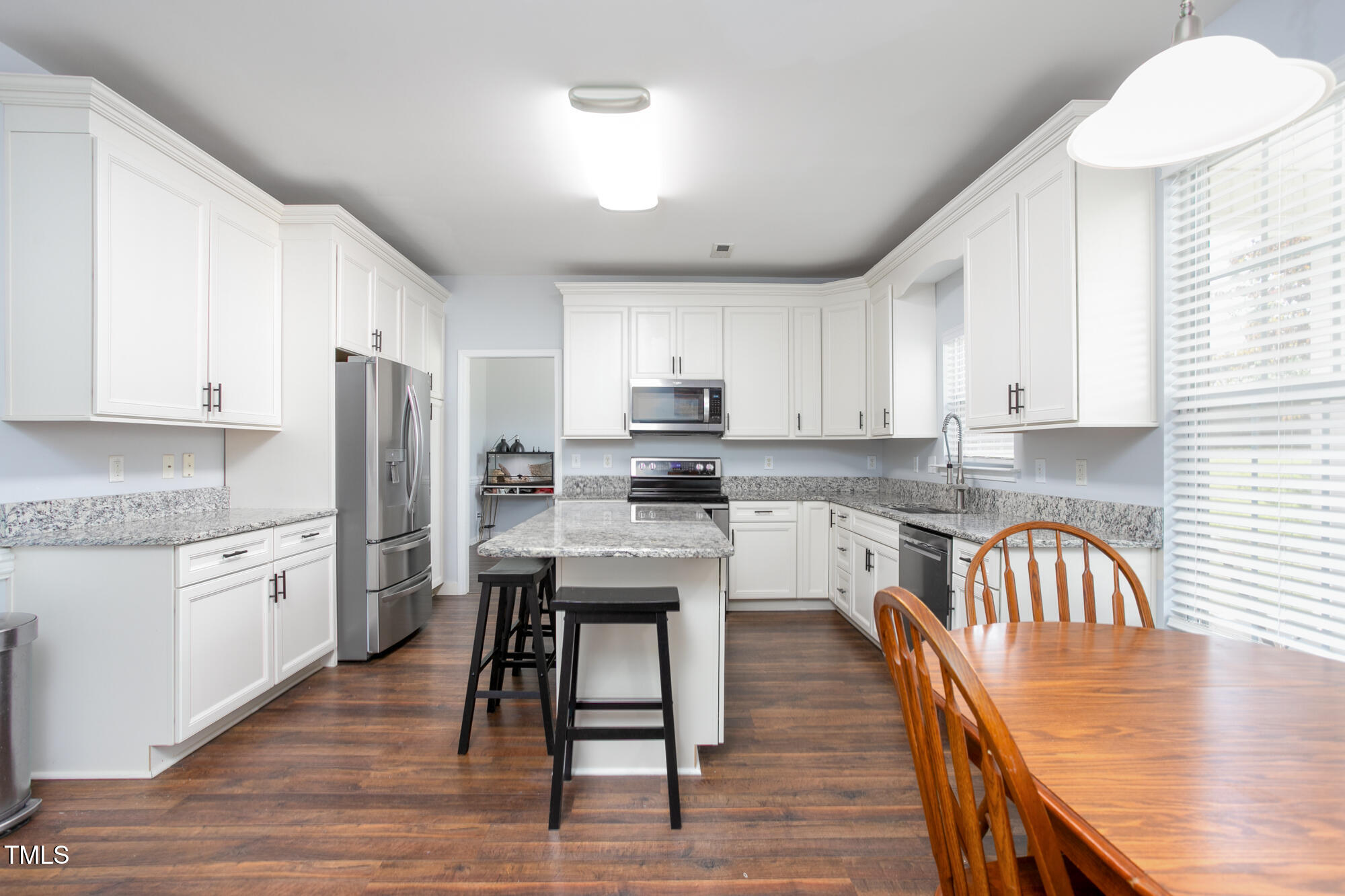 916 Edgewater Road