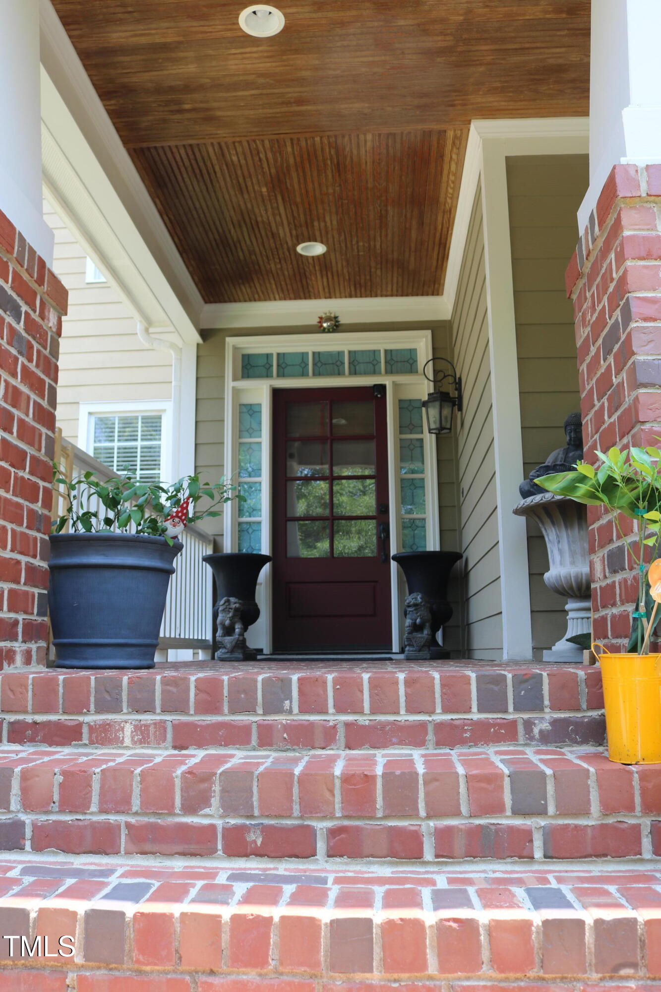 221 Grantwood Drive