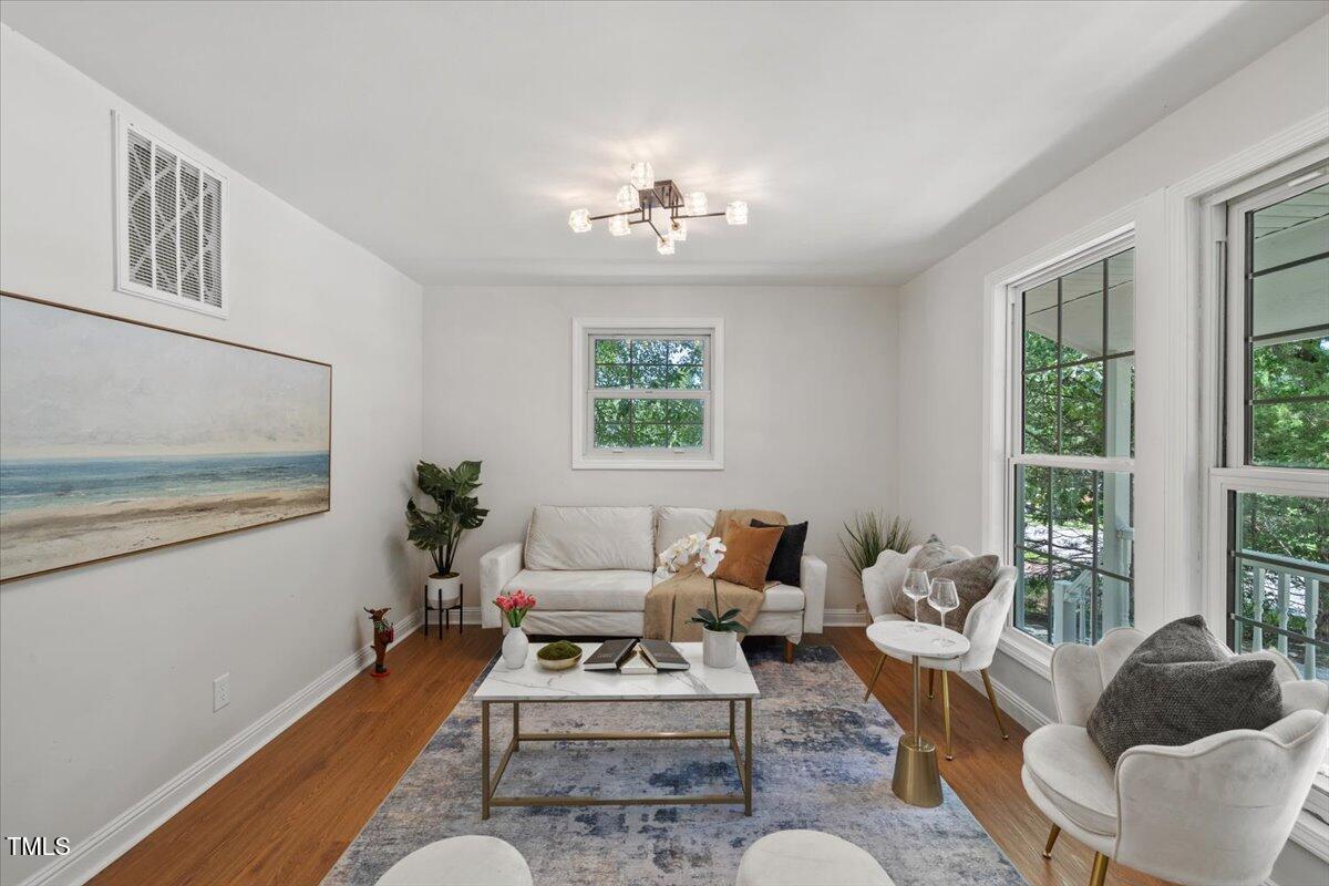 1108 Hadley Road