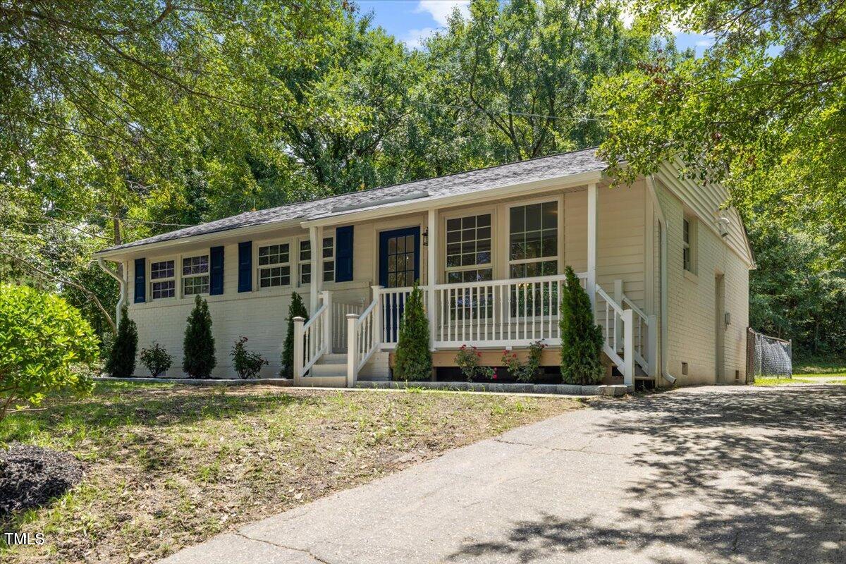 1108 Hadley Road