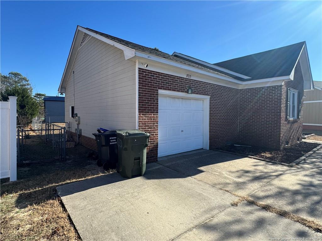 805 Windingwood Place