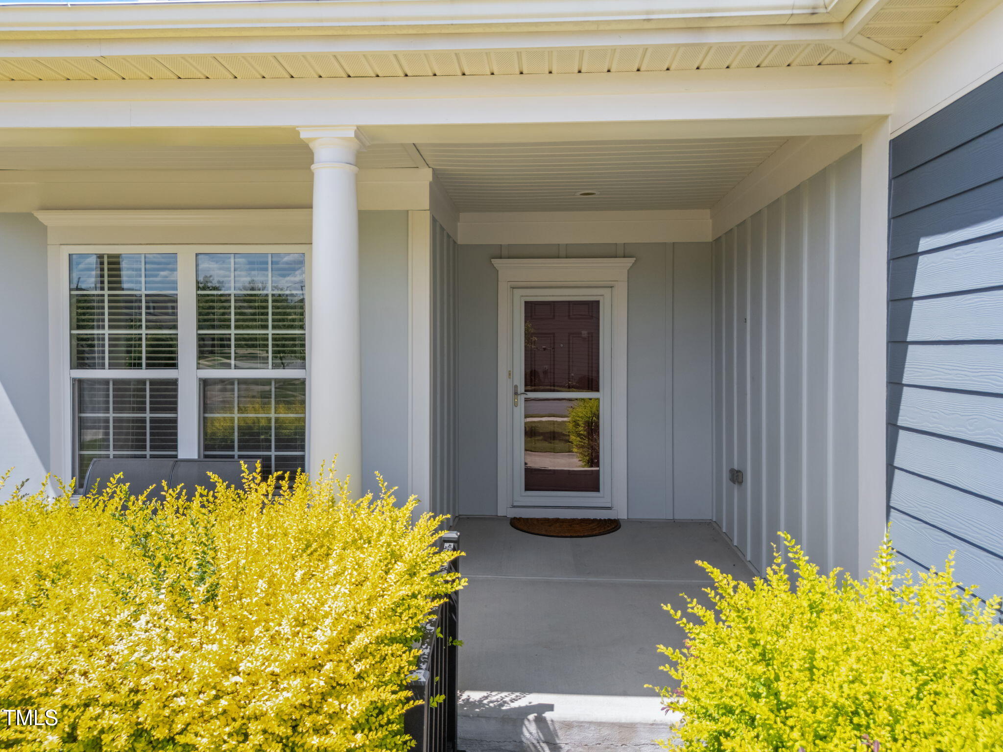 2212 Bloomsbury Manor Drive