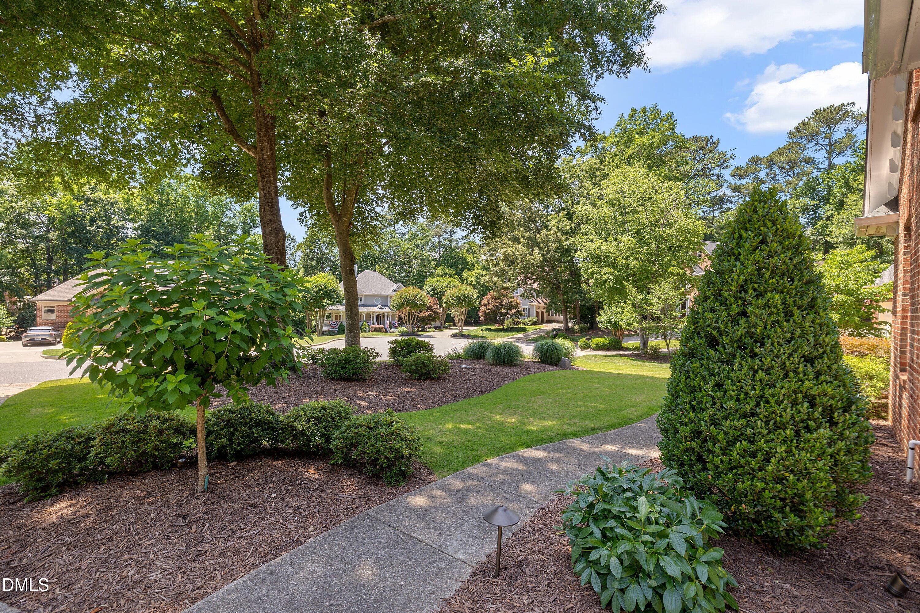206 W Jules Verne Way