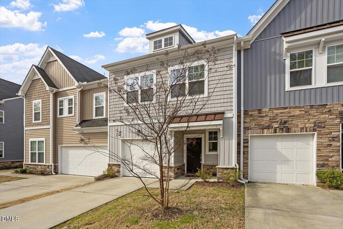 210 Vista Creek Place