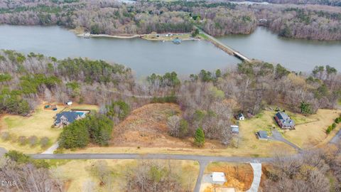 3229 Labrador Drive Mebane NC 27302