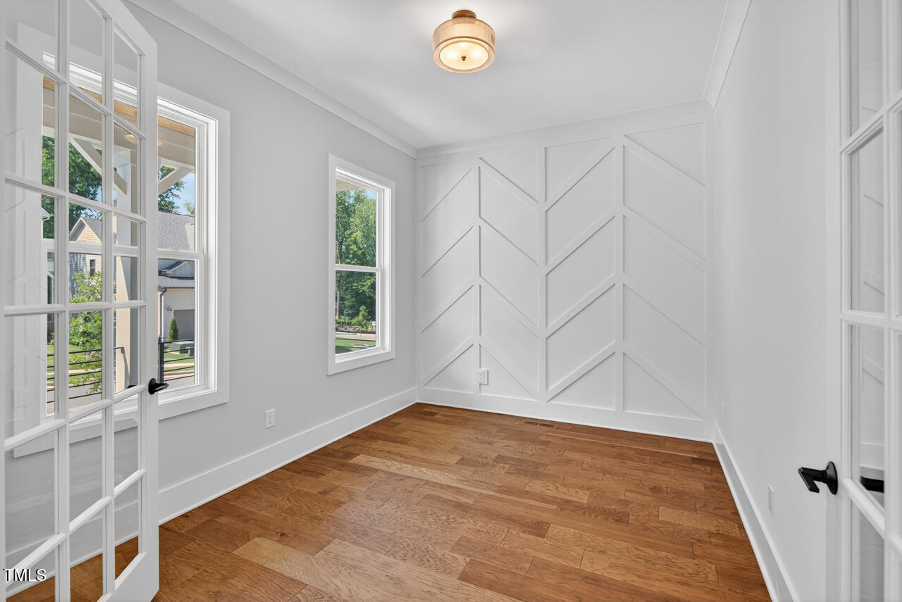 122 Sanderway Drive