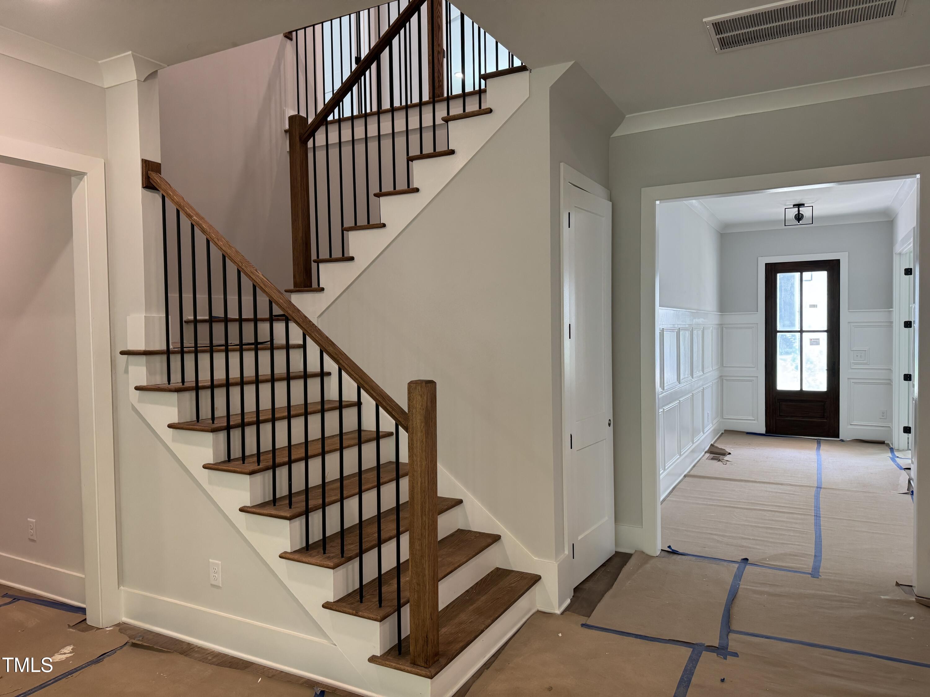 122 Sanderway Drive