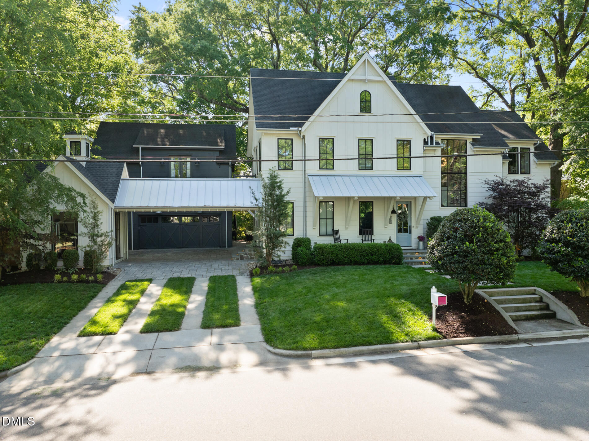 320 N College Street