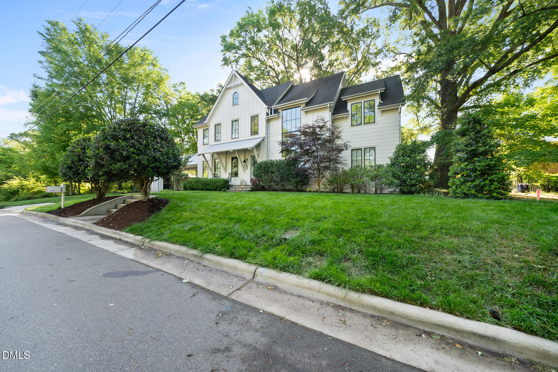 320 N College Street