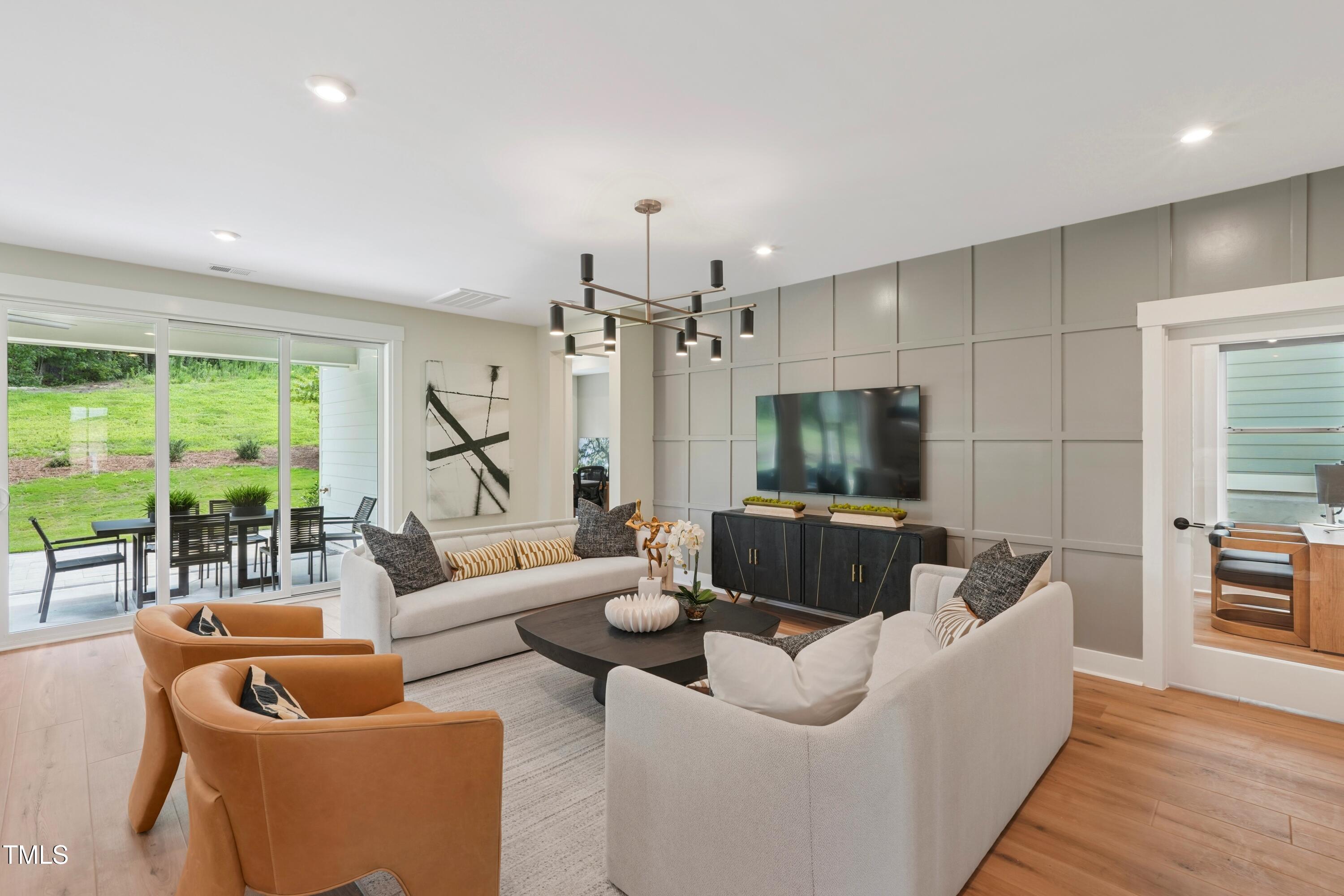 24 Shady Creek Way