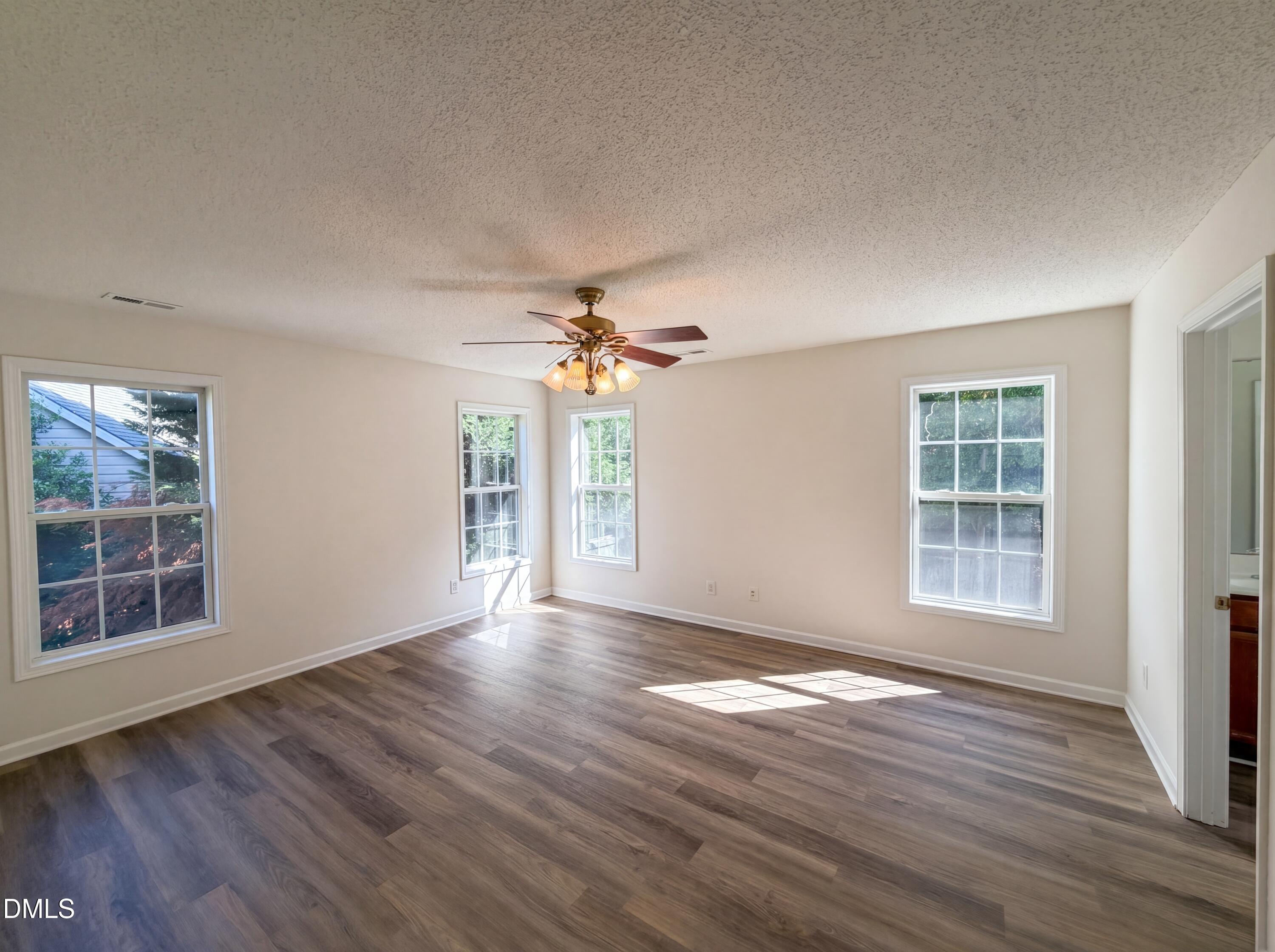 3440 Coach Lantern Avenue