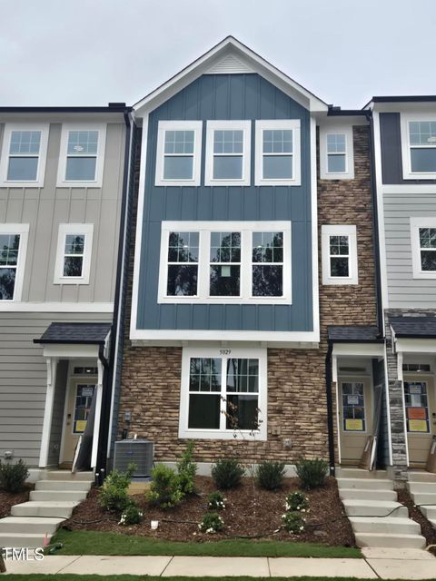 5029 Jowetts Walk Drive 29 Cary NC 27519
