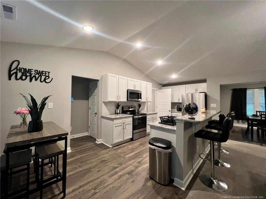 37 FINCH Lane