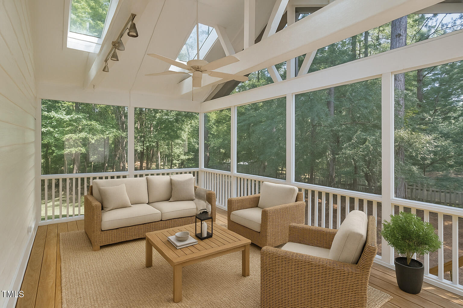 123 Carlion Court