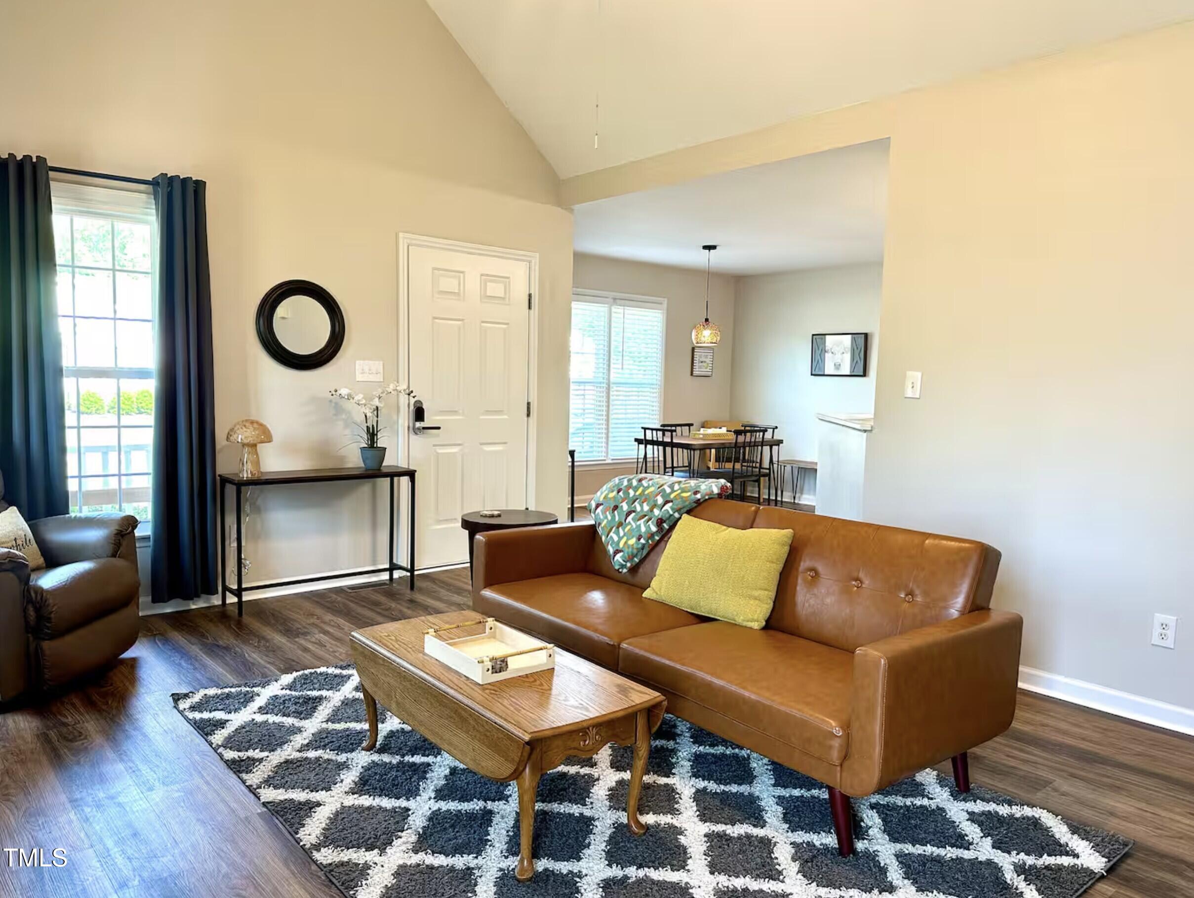 804 S Phillips Pointe Drive