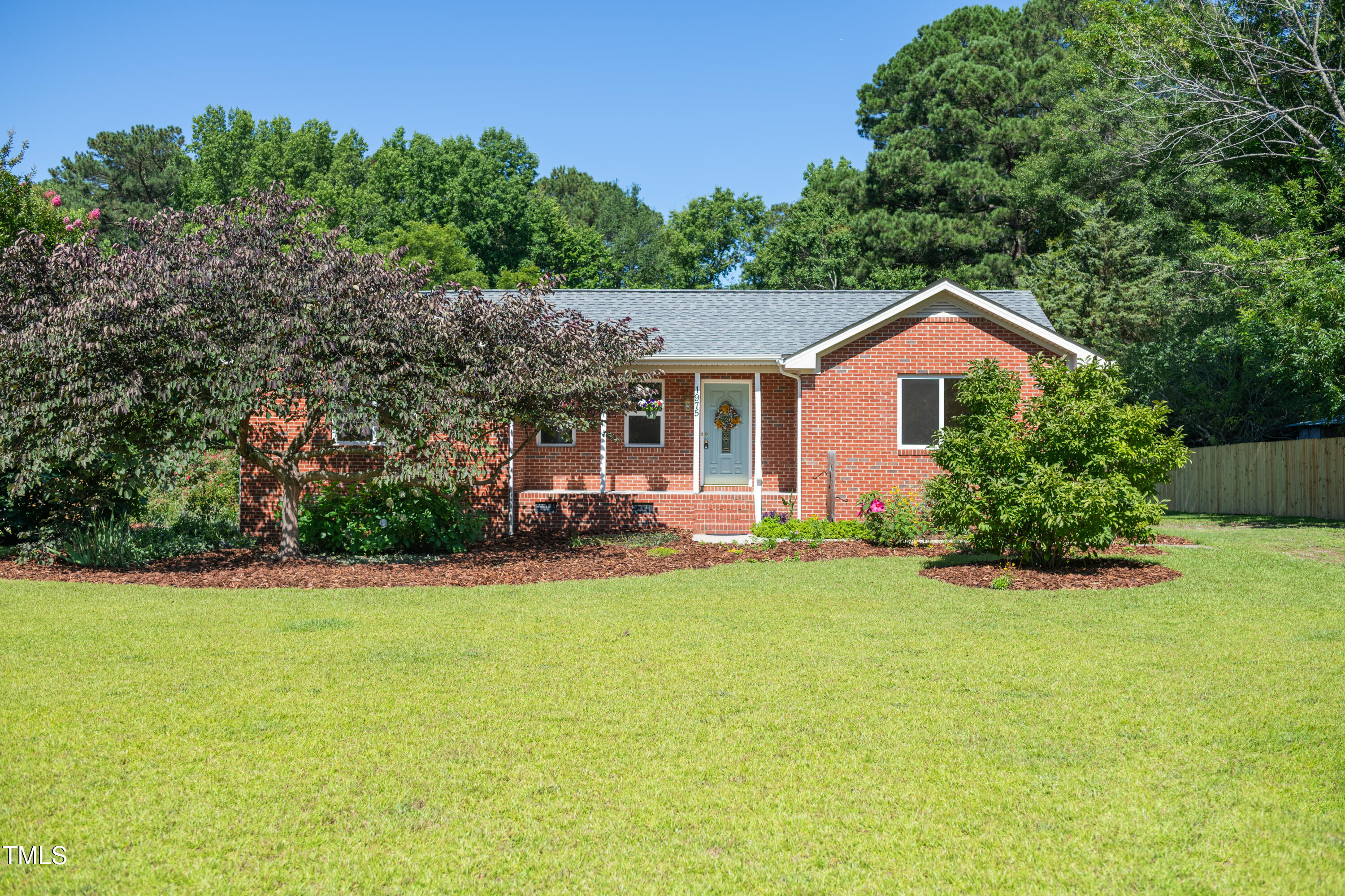 1975 Oakridge Duncan Road