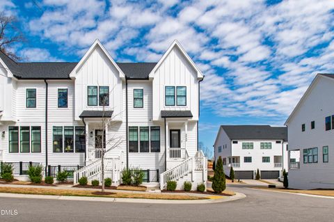 4934 Trek Lane Raleigh NC 27606