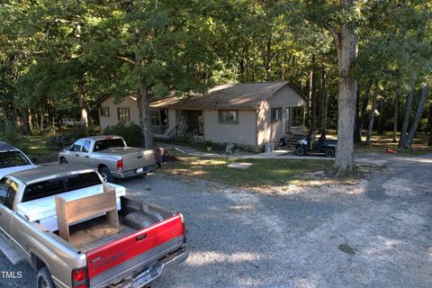 1612 Us 64 Apex NC 27523