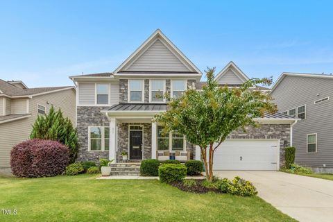 617 Wildwood Farm Way Holly Springs NC 27540
