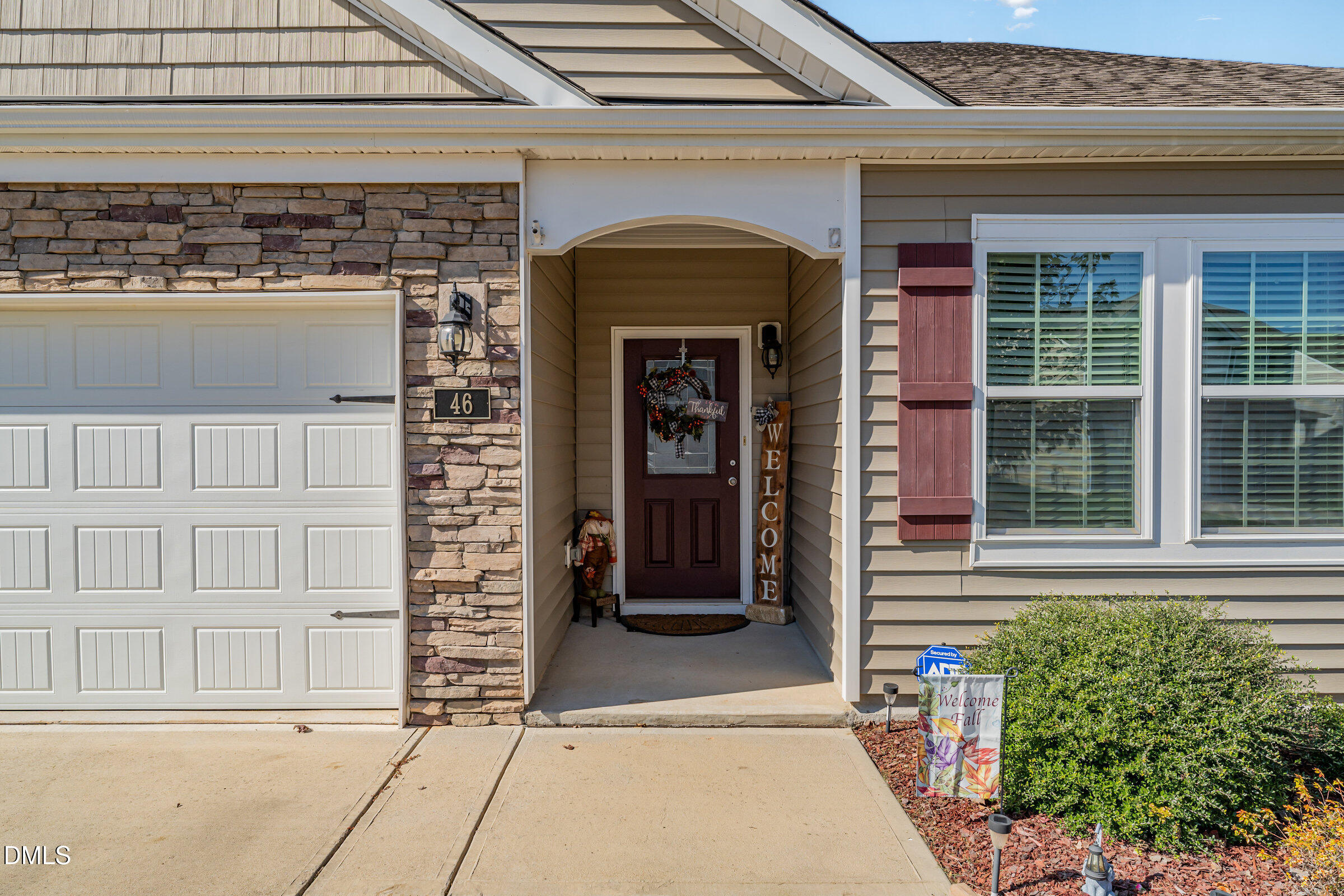 46 S Great White Way