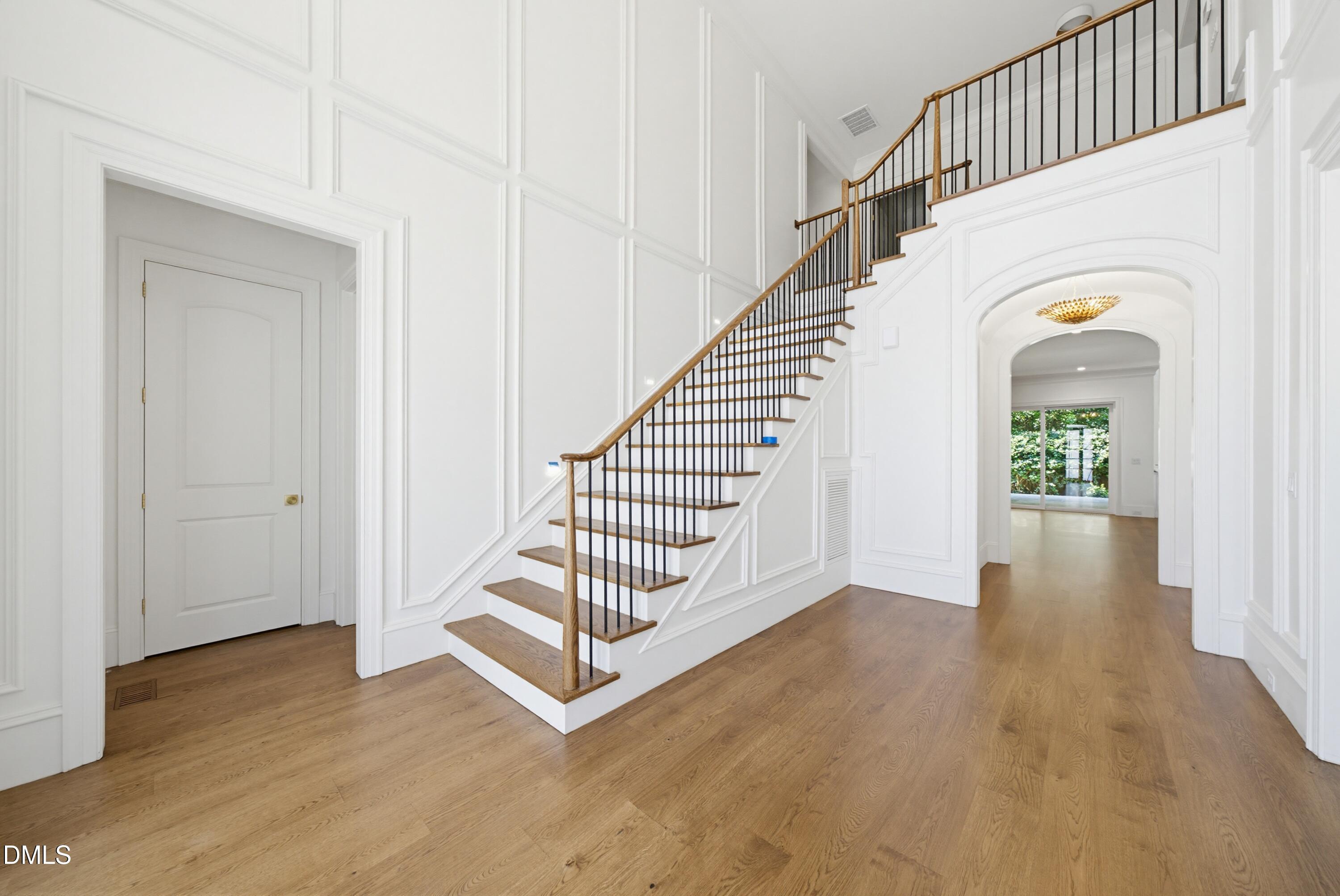 6832 Greystone Drive