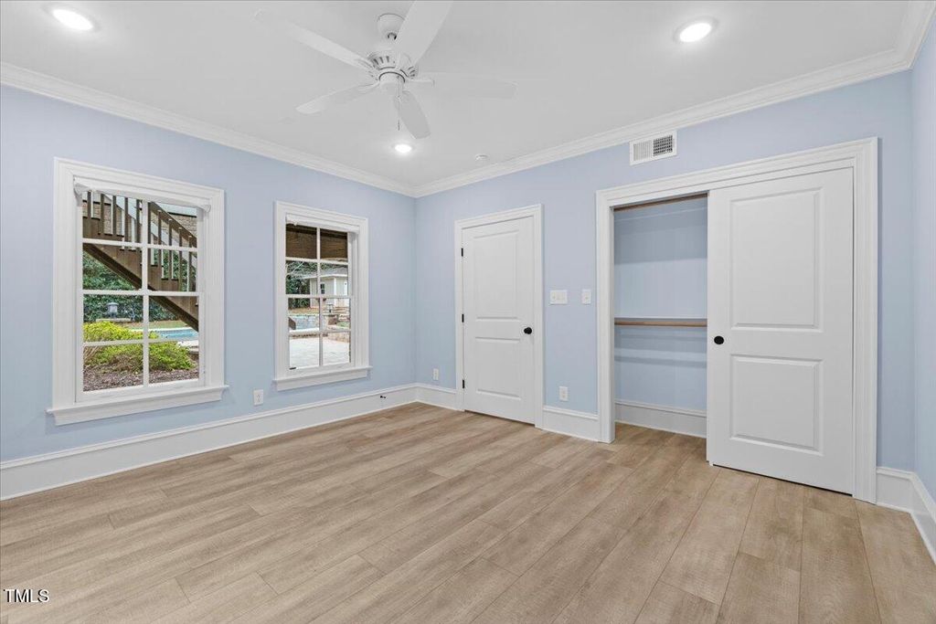 listing image 59