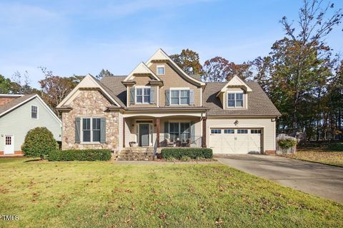 A home in Holly Springs