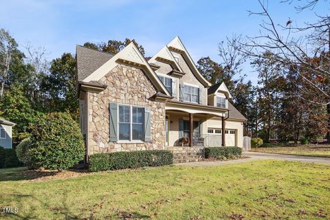 A home in Holly Springs